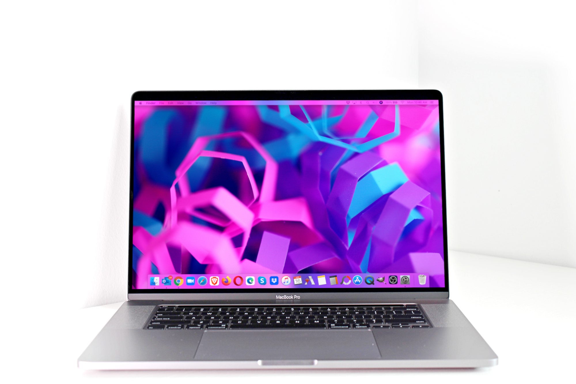 MacBook Pro (2019) 16-Inch Silver - 2.4GHz i9 - 5500M - Up to 64GB RAM 8TB  SSD (Configurable)