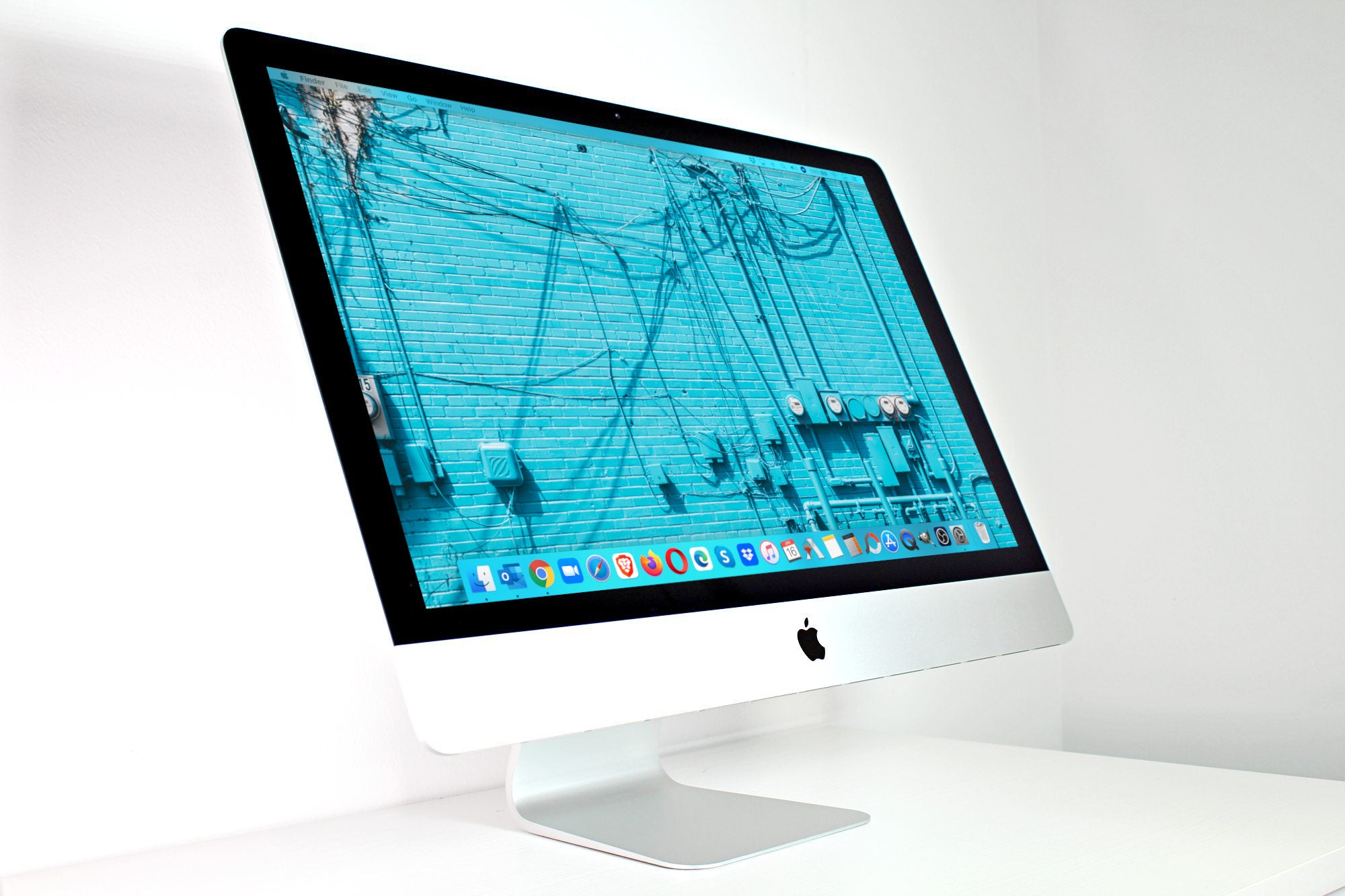 Apple iMac (27-inch 2020) 3.3 GHz intel i5 8GB-128GB RAM 512B SSD (Silver)
