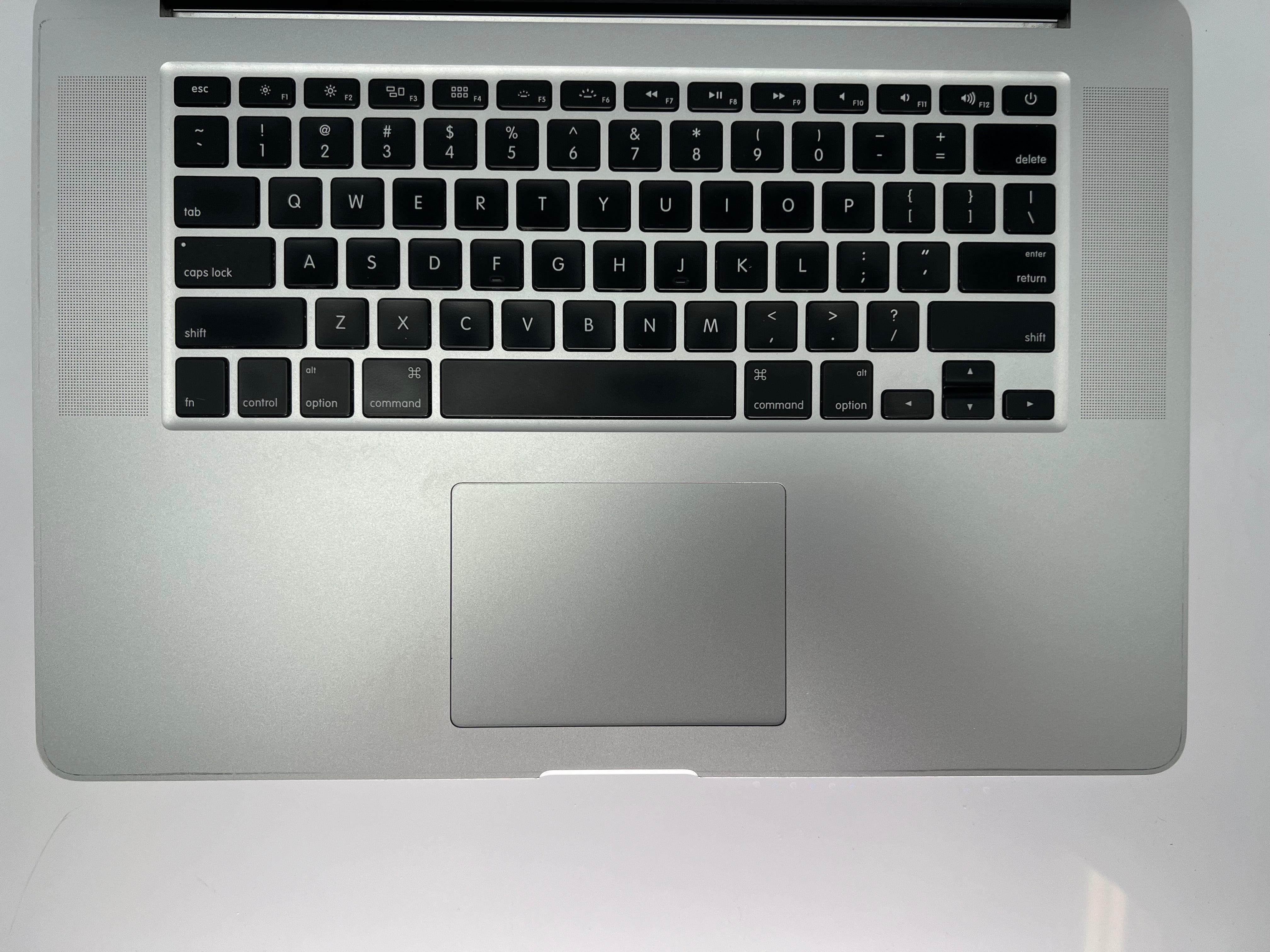 2014 MacBook Pro 15-inch i7 2.5GHz 16GB RAM 512GB SSD Silver