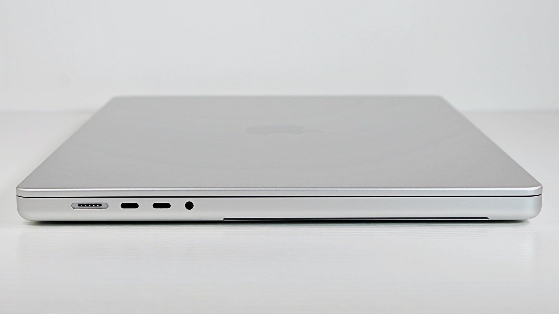 2021 Apple MacBook Pro 16-inch M1 Silver | Techable