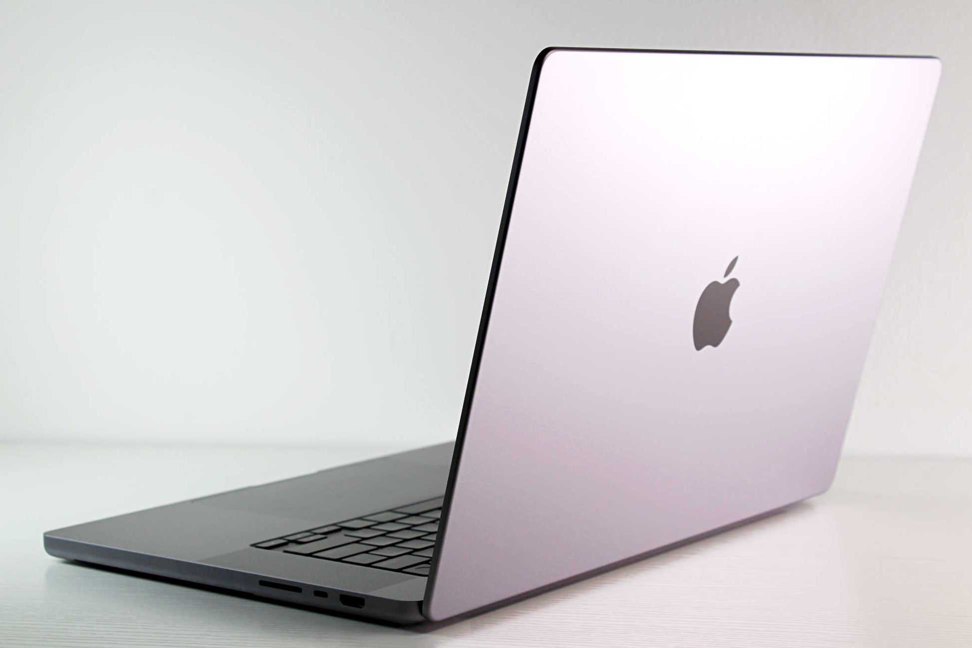 2021 Apple MacBook Pro 16-inch M1 Gray | Techable