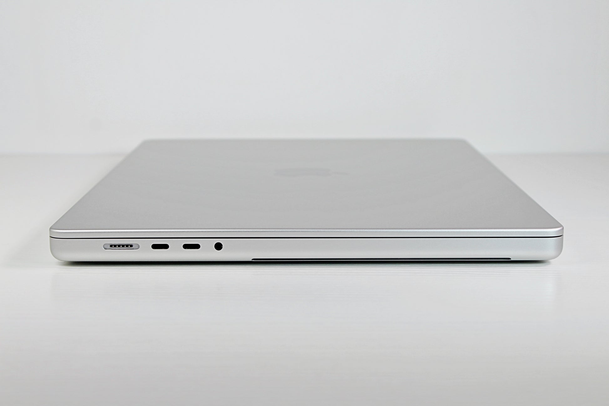 Apple MacBook Pro (2021) 16-inch M1 Max 32-Core 32GB RAM 1TB SSD - AppleCare - Techable