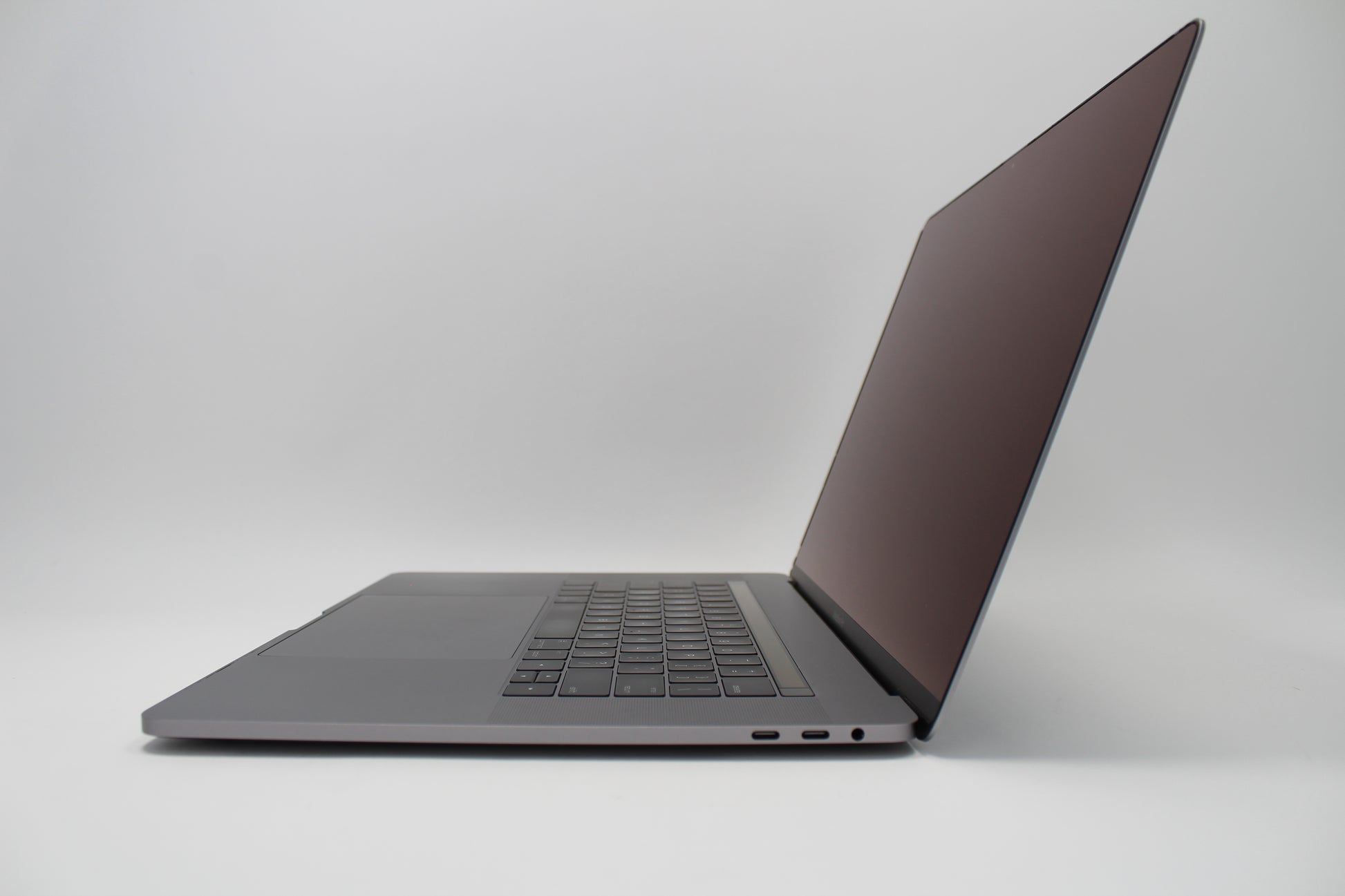 2016 Apple MacBook Pro 15-inch Space Gray | Techable