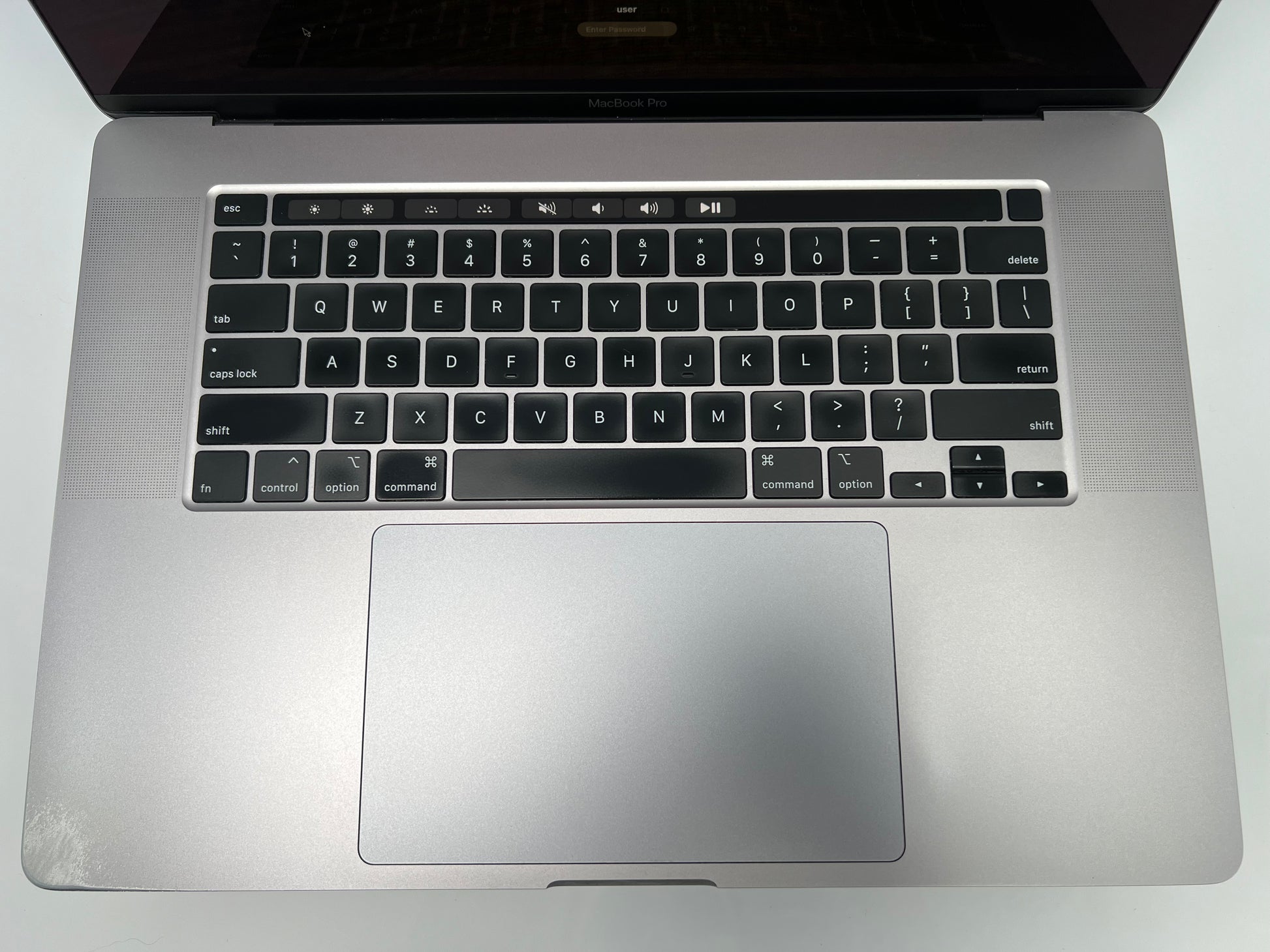 MacBook Pro (2019) 16-Inch - 2.4GHz Core i9 - 5500M - 32GB RAM - 8TB SSD - Good Condition - Techable