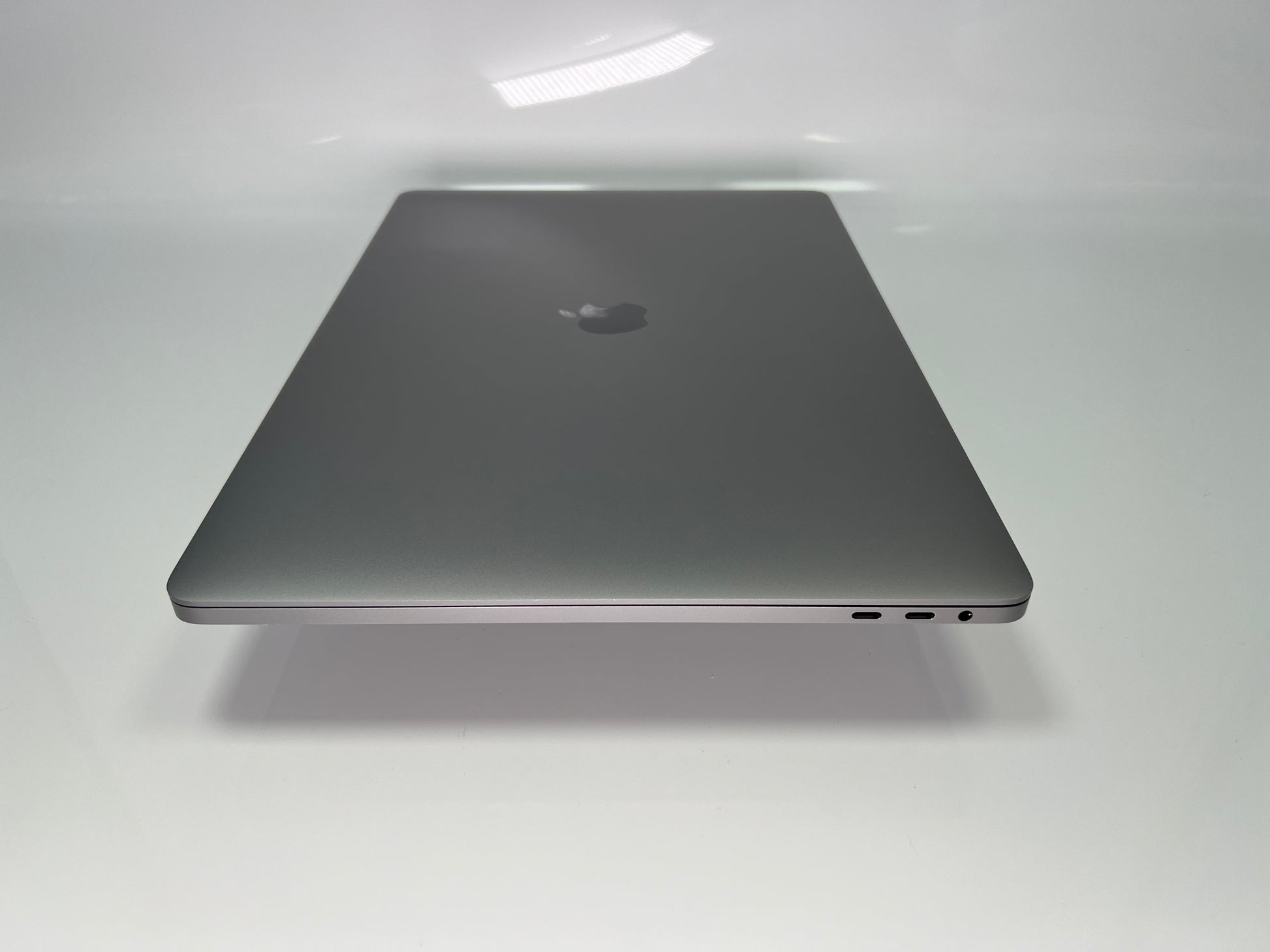 MacBook Pro (2019) 16-Inch - 2.4GHz Core i9 - 5500M - 32GB RAM - 8TB SSD - Good Condition - Techable