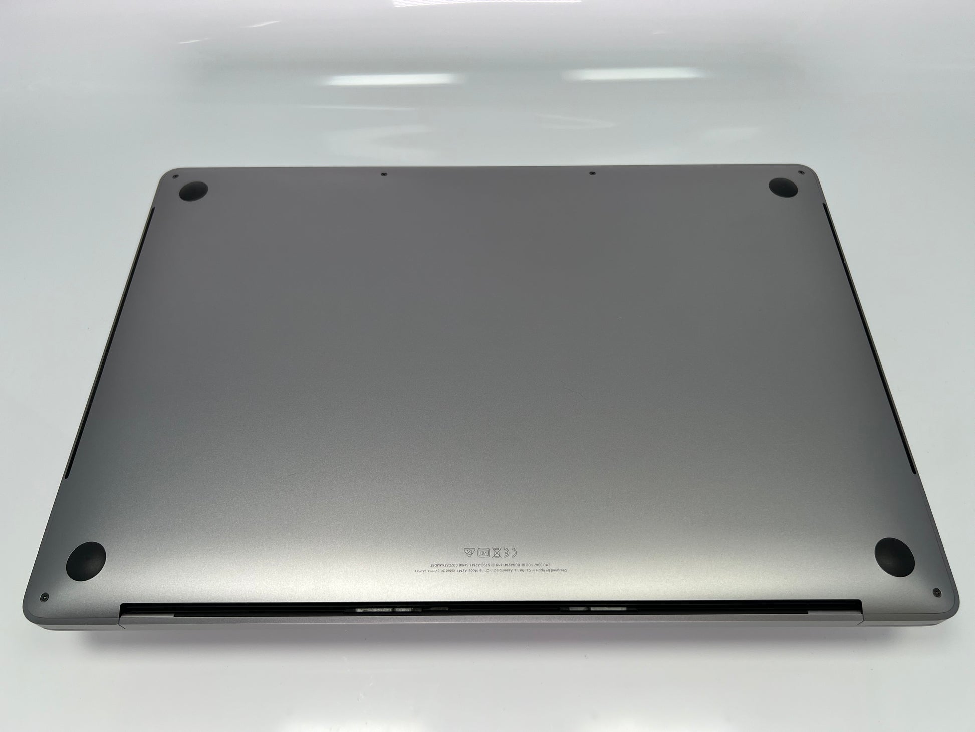 MacBook Pro (2019) 16-Inch - 2.4GHz Core i9 - 5500M - 32GB RAM - 8TB SSD - Good Condition - Techable