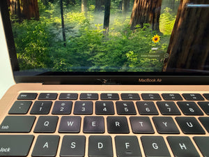 MacBook Air (2020) 13-inch – Intel Core i3 1.1GHz – 8GB RAM 256GB SSD – For Parts or Repair