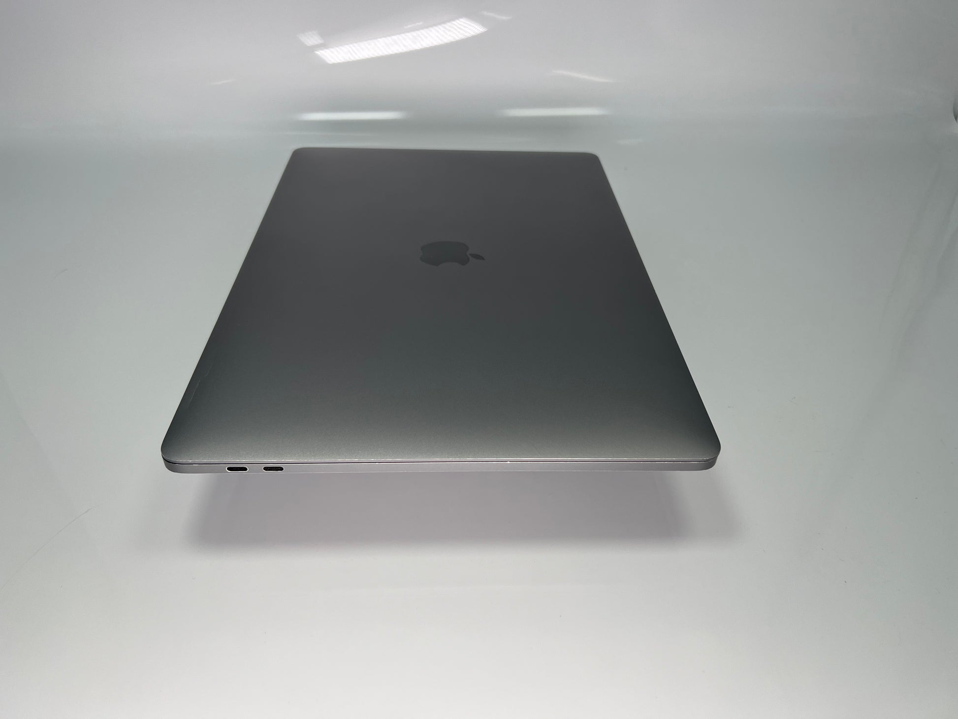Apple MacBook Pro 2017 15-inch 2.8GHz For Parts Only 16GB RAM 512GB SS Apple MacBook Pro 2017 15-inch 2.8GHz For Parts Only 16GB RAM 512GB SS