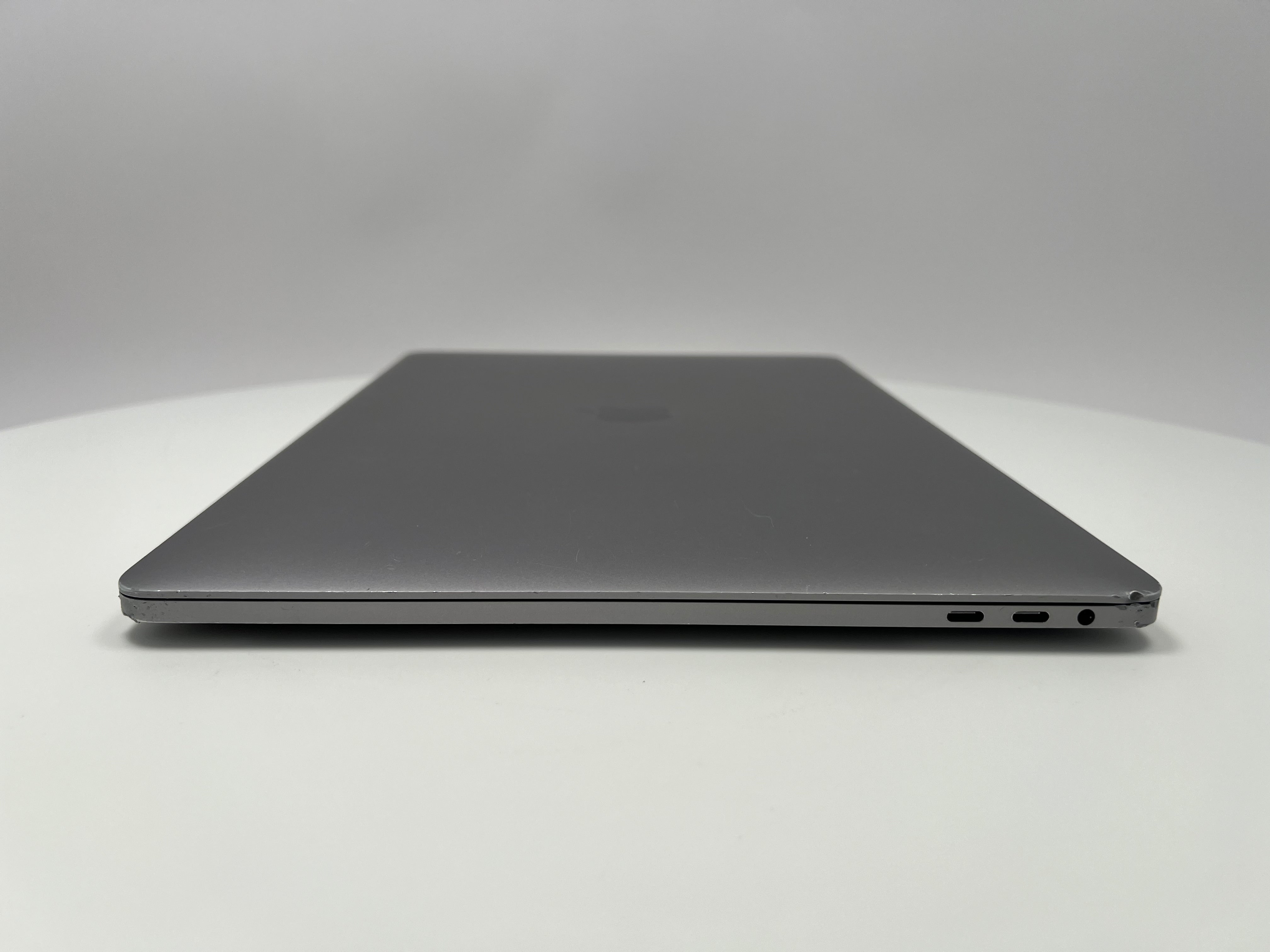 2018 MacBook Pro 15-inch i7 – 16GB RAM 512GB SSD Space Gray | Techable