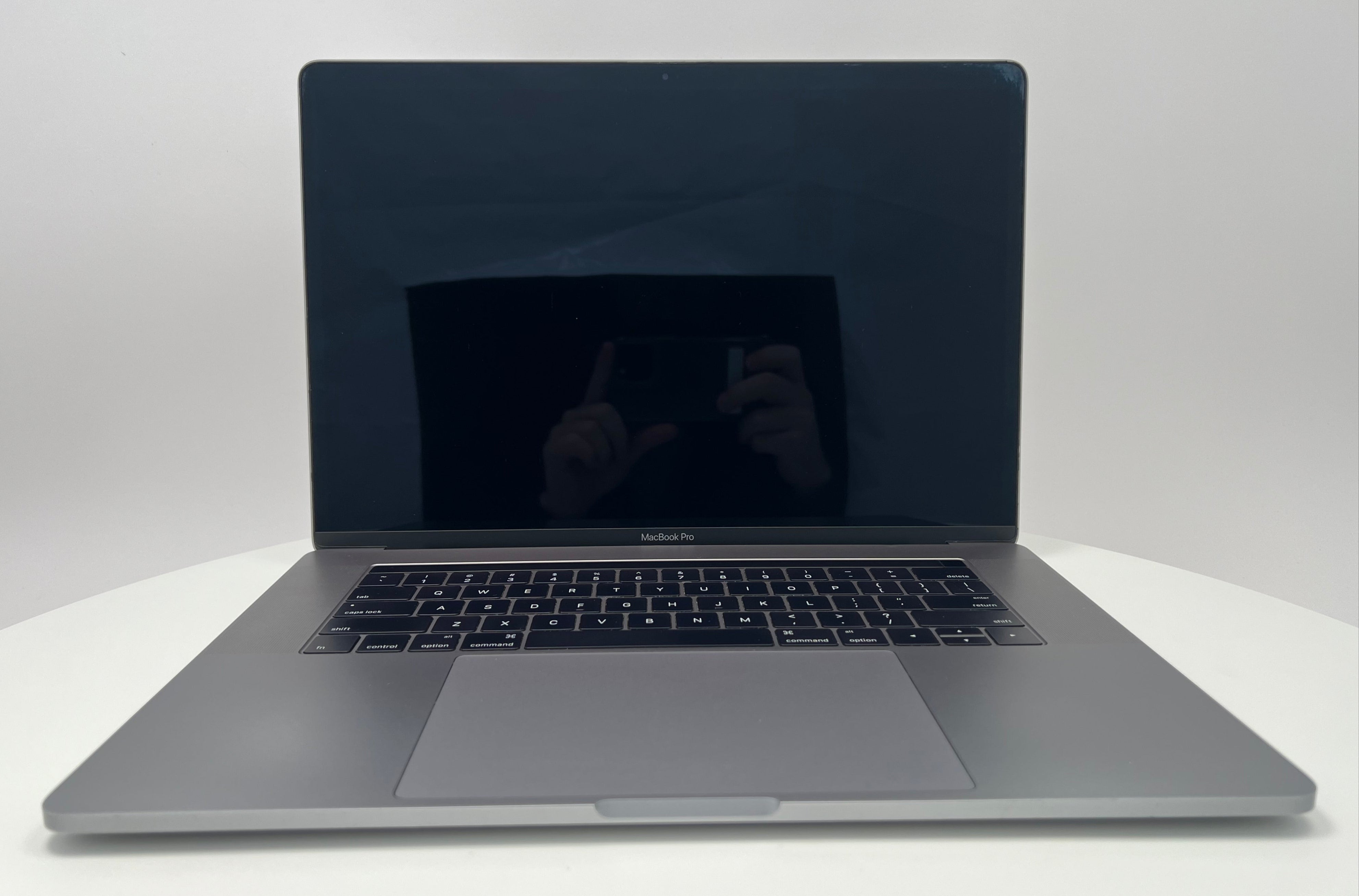 MacBookPro　15inch　2016　16GB　256GB  SSD Apple MacBook Pro 2016 15