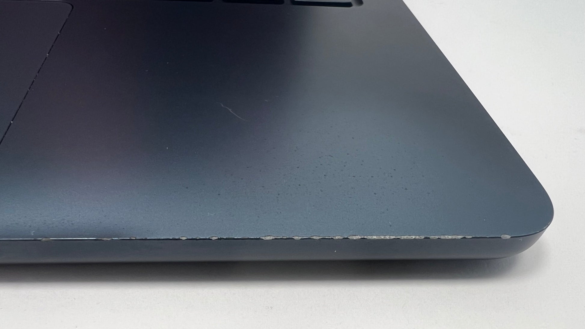 MacBook Air (2022) 13-inch – Apple M2 10-Core GPU | Techable