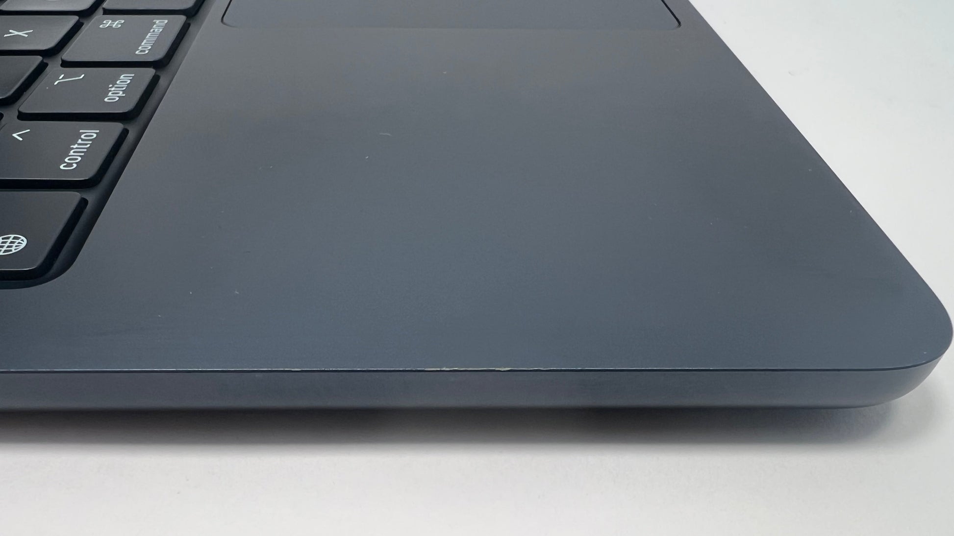 MacBook Air (2022) 13-inch – Apple M2 10-Core GPU | Techable