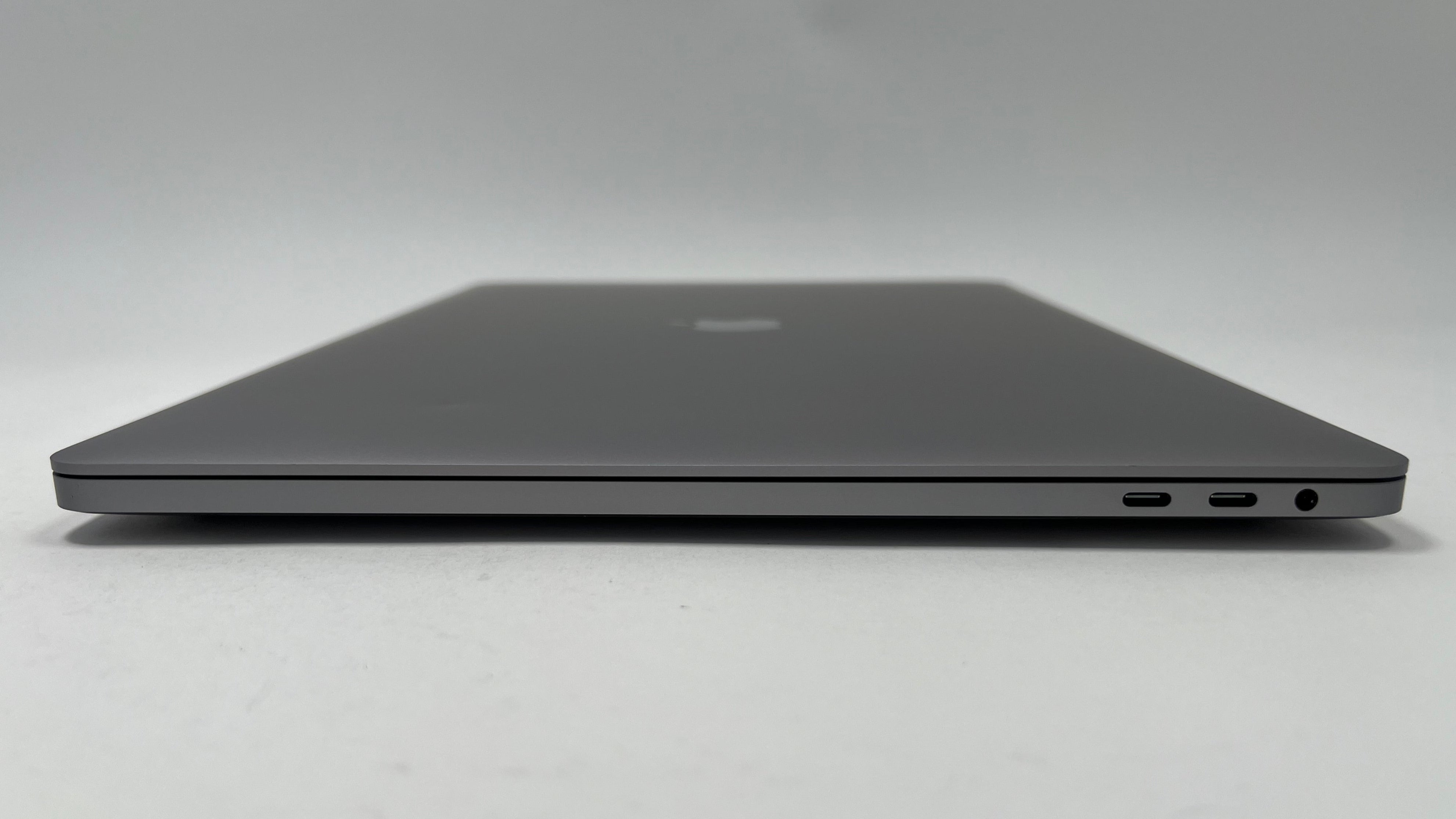 2019 MacBook Pro 16-inch i9 – 32GB RAM 2TB SSD Space Gray