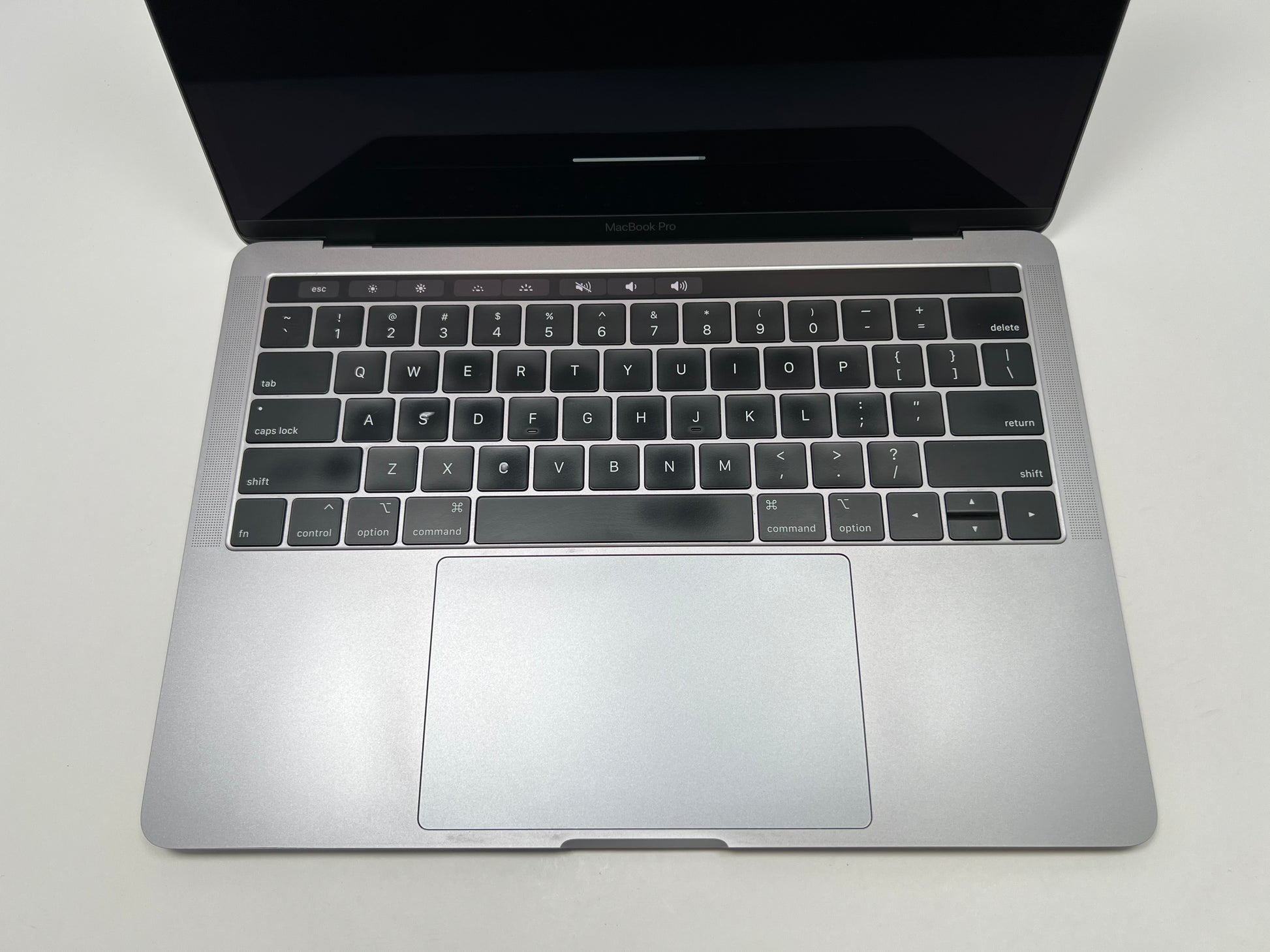 2019 MacBook Pro 13-inch i7 – 16GB RAM 1 TB SSD Space Gray 2019 MacBook Pro 13-inch i7 – 16GB RAM 1 TB SSD Space Gray