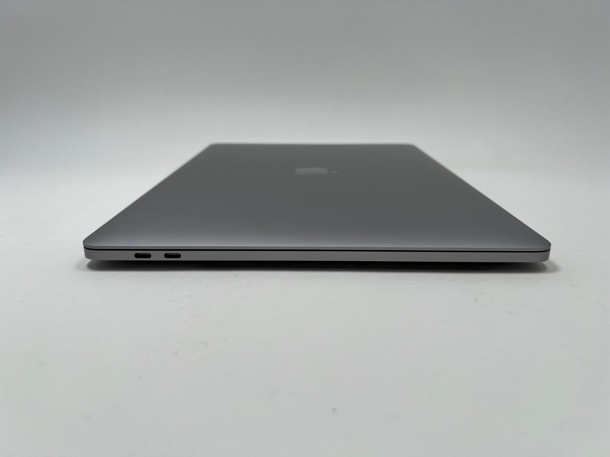 2017 MacBook Pro 15-inch i7 – 16GB RAM 512GB SSD Space Gray | Techable 2017 MacBook Pro 15-inch i7 – 16GB RAM 512GB SSD Space Gray | Techable