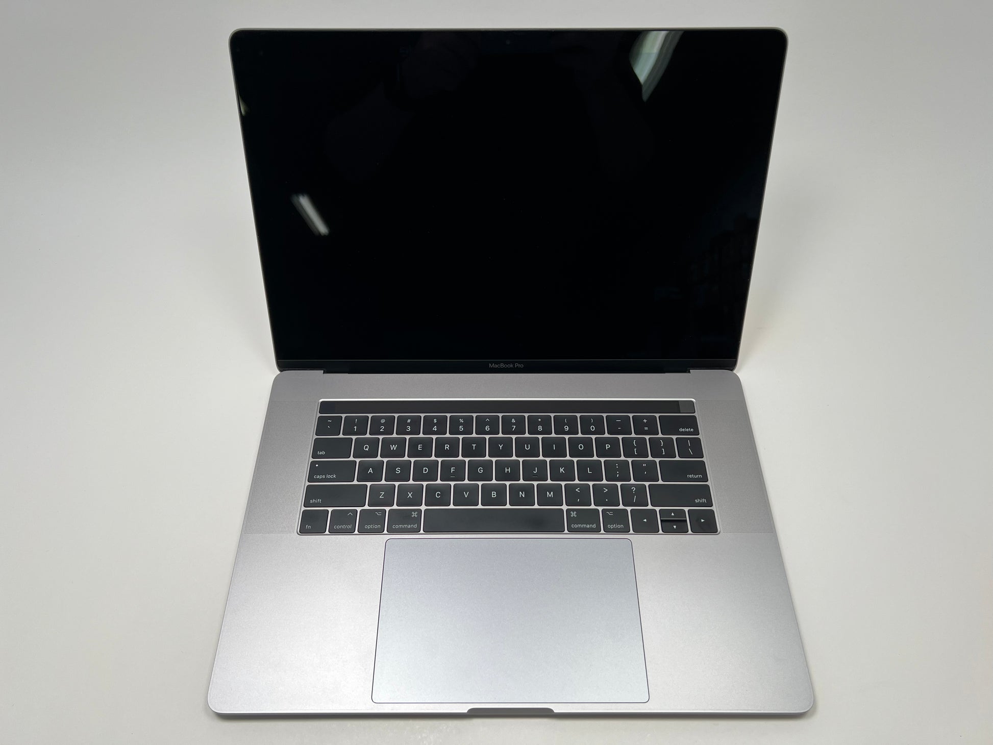 2017 MacBook Pro 15-inch i7 – 16GB RAM 512GB SSD Space Gray | Techable 2017 MacBook Pro 15-inch i7 – 16GB RAM 512GB SSD Space Gray | Techable