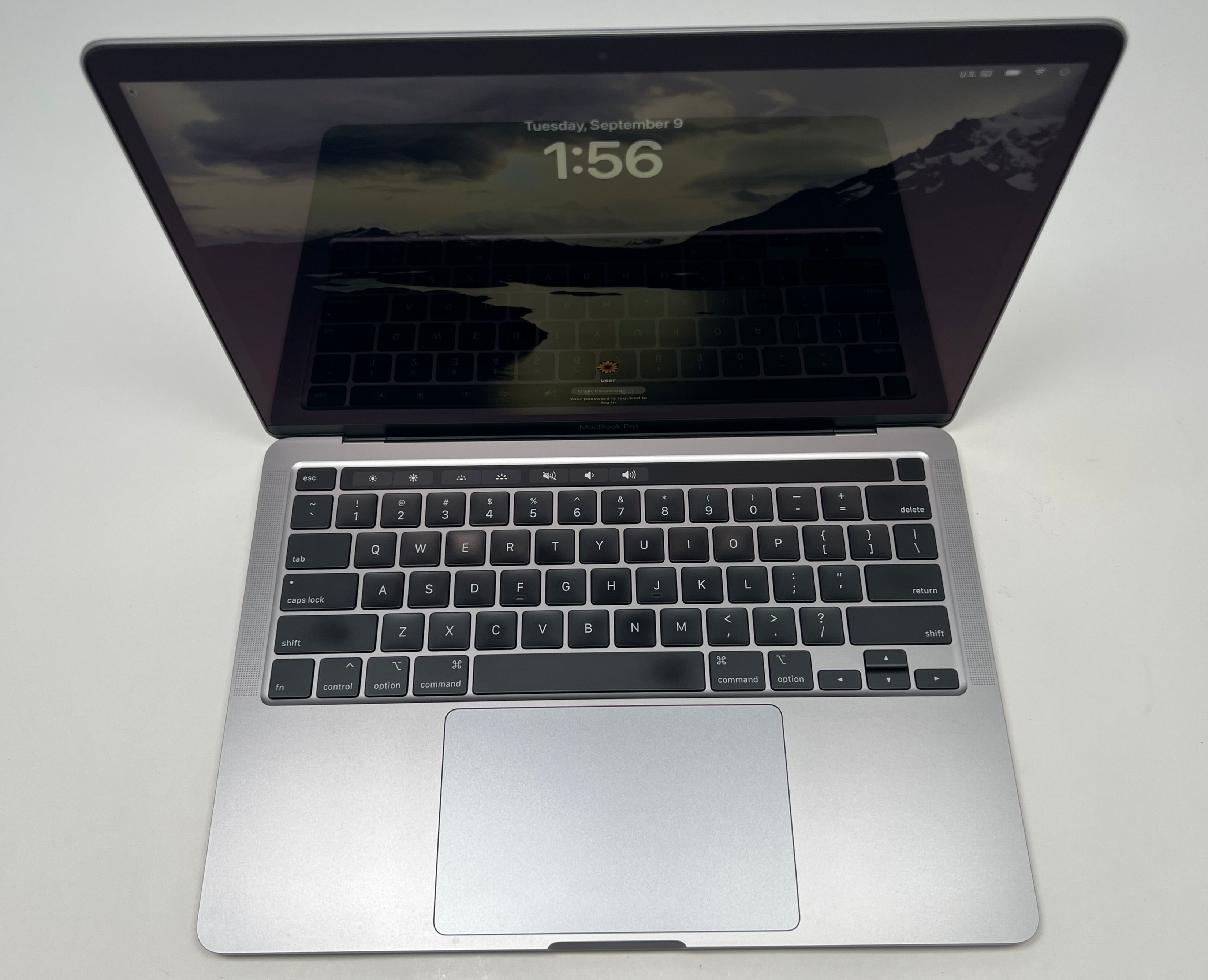 Macbook Pro 2020 16GB/512GB intel corei7