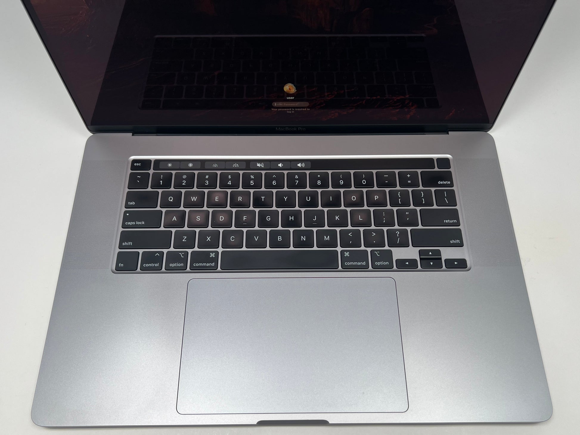 MacBook Pro (2019) 16-inch Gray | Techable