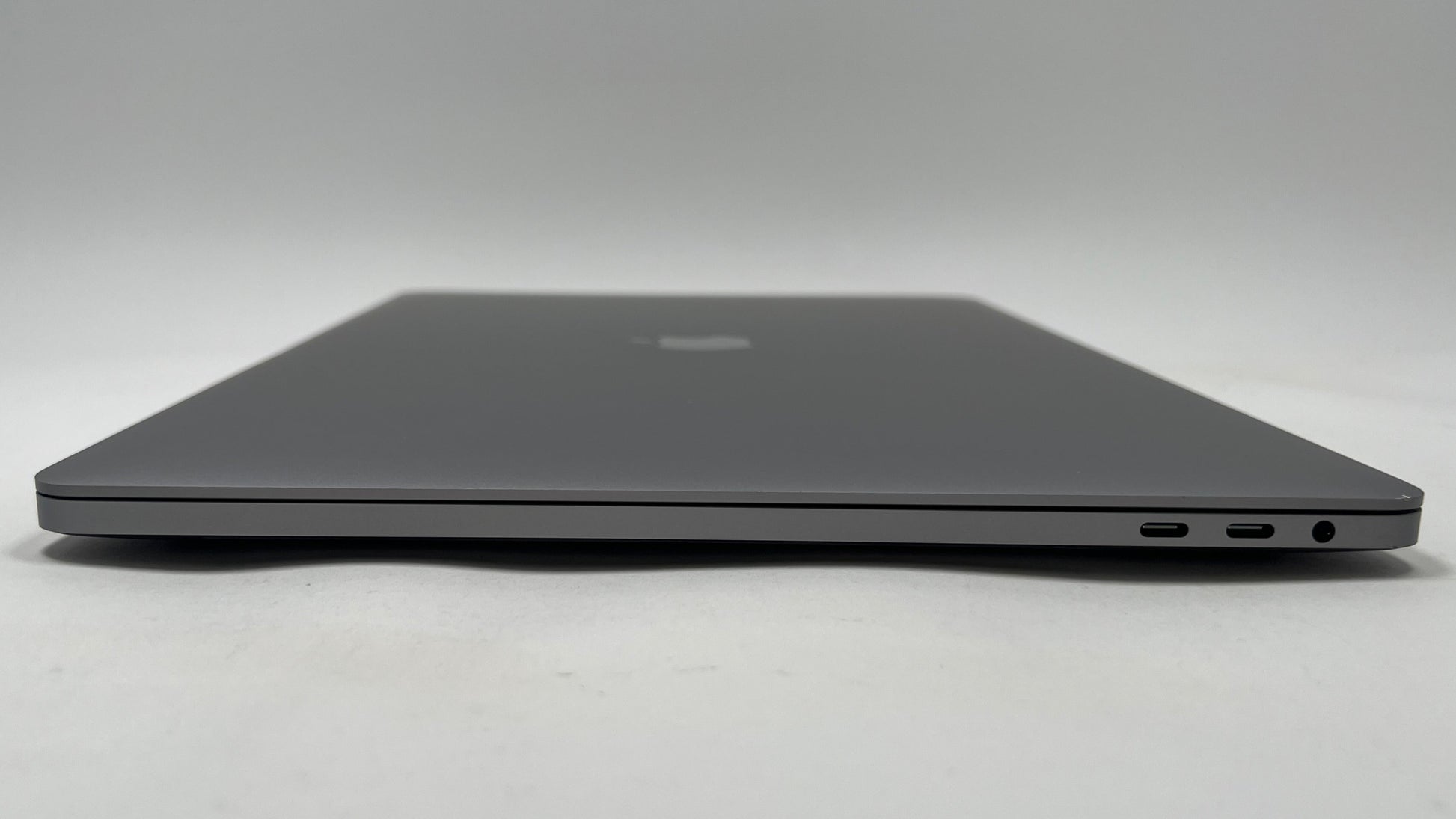 MacBook Pro (2019) 16-inch Gray | Techable