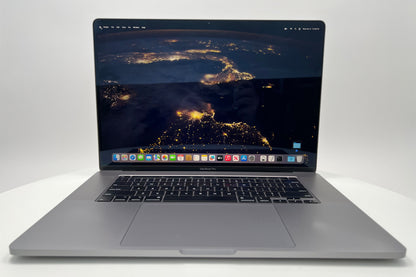 MacBook Pro (2019) 16-inch – Intel Core i9 2.4GHz • Radeon Pro 5300M – 16GB RAM 512GB SSD – Read