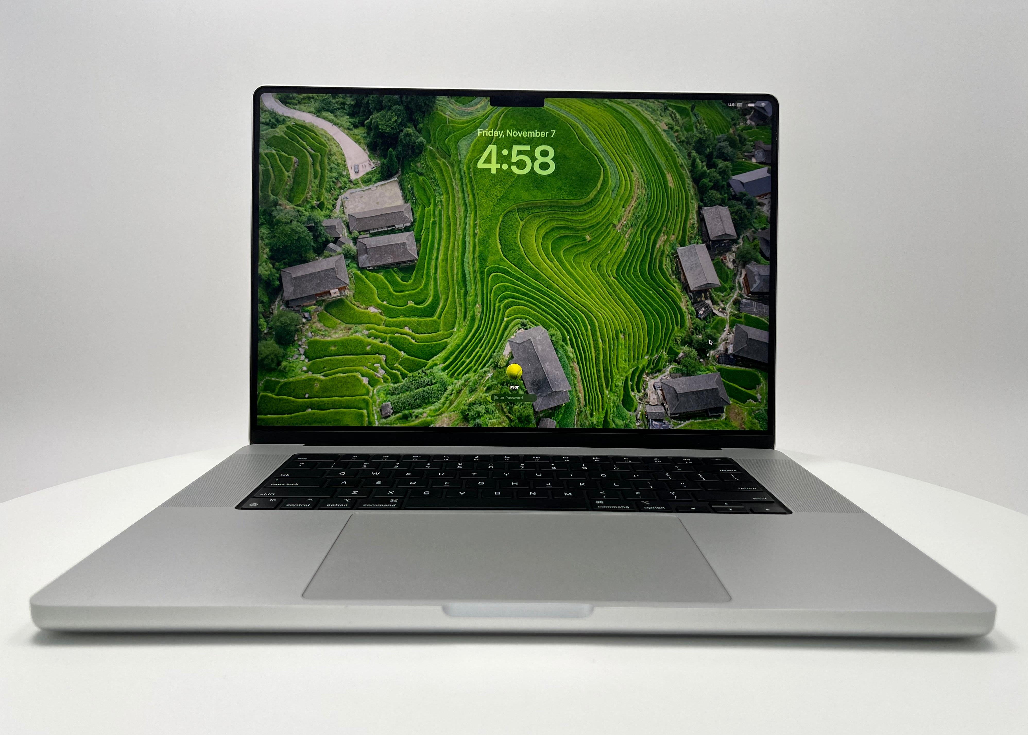 16インチ MacBook Pro (M4 Pro) Nano-texture MacBook Pro (2024) 16