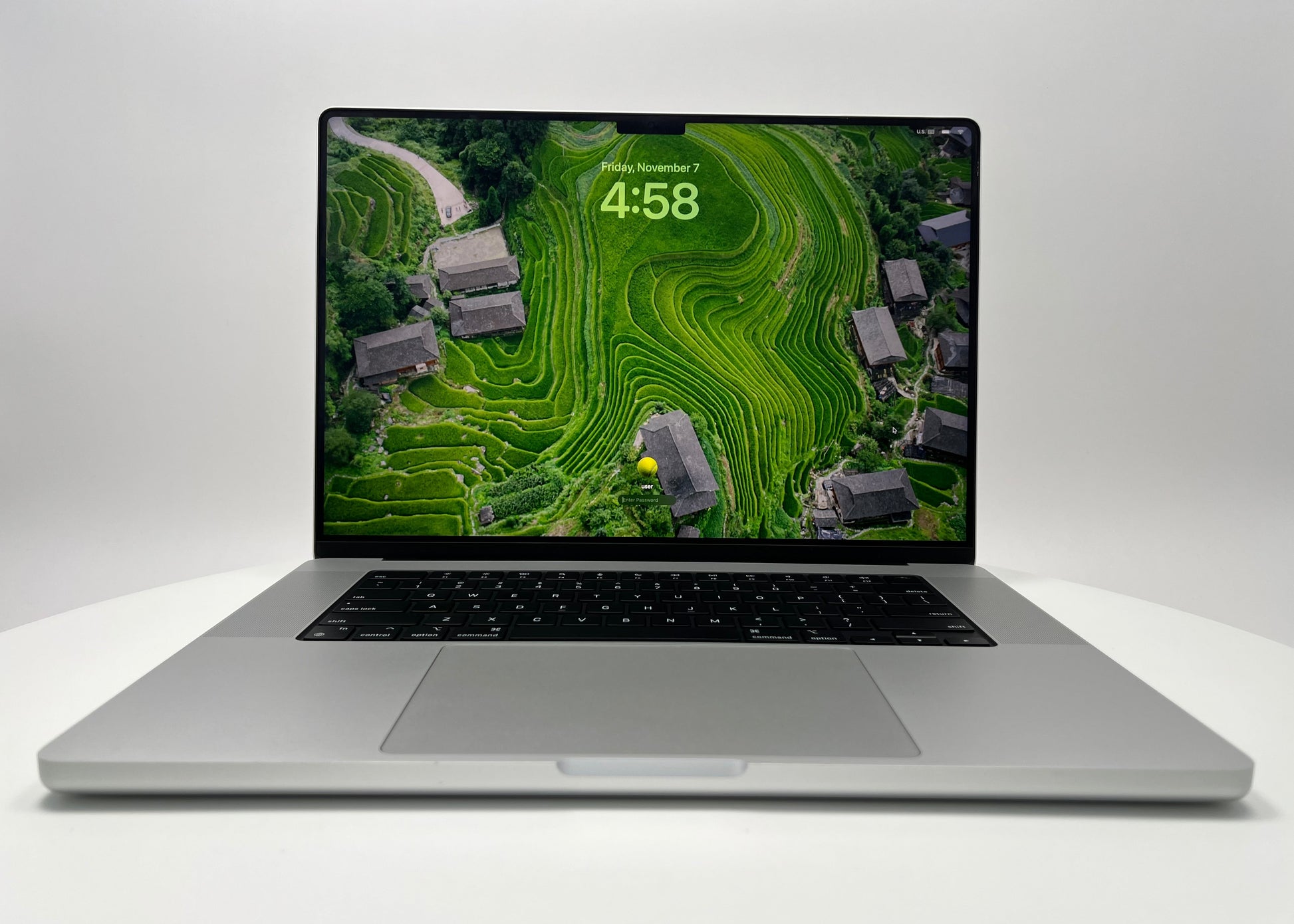 MacBook Pro (2024) 16-inch Nano-Texture Display Apple M4 Max 40-Core GPU | Techable