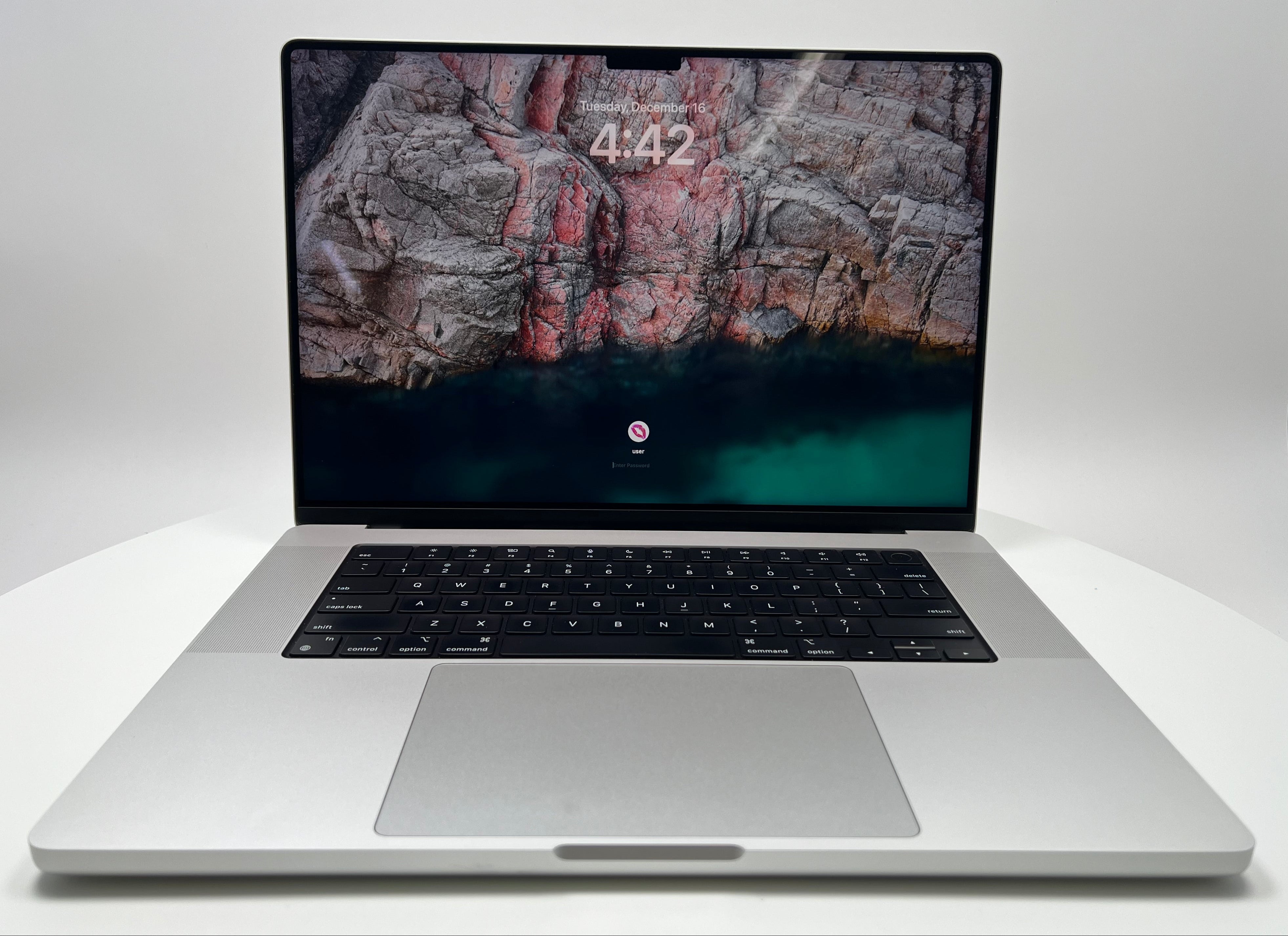 Refurbished and Used MacBook Pro 16 inch for Sale | Techable