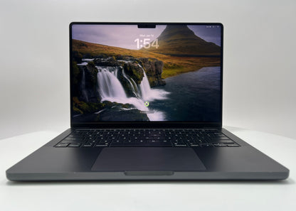 MacBook Pro (2024) 14-inch Nano Texture – Apple M4 Max 16-Core CPU • 40-Core GPU – 64GB RAM 1TB SSD – 95.5% BH (Read)