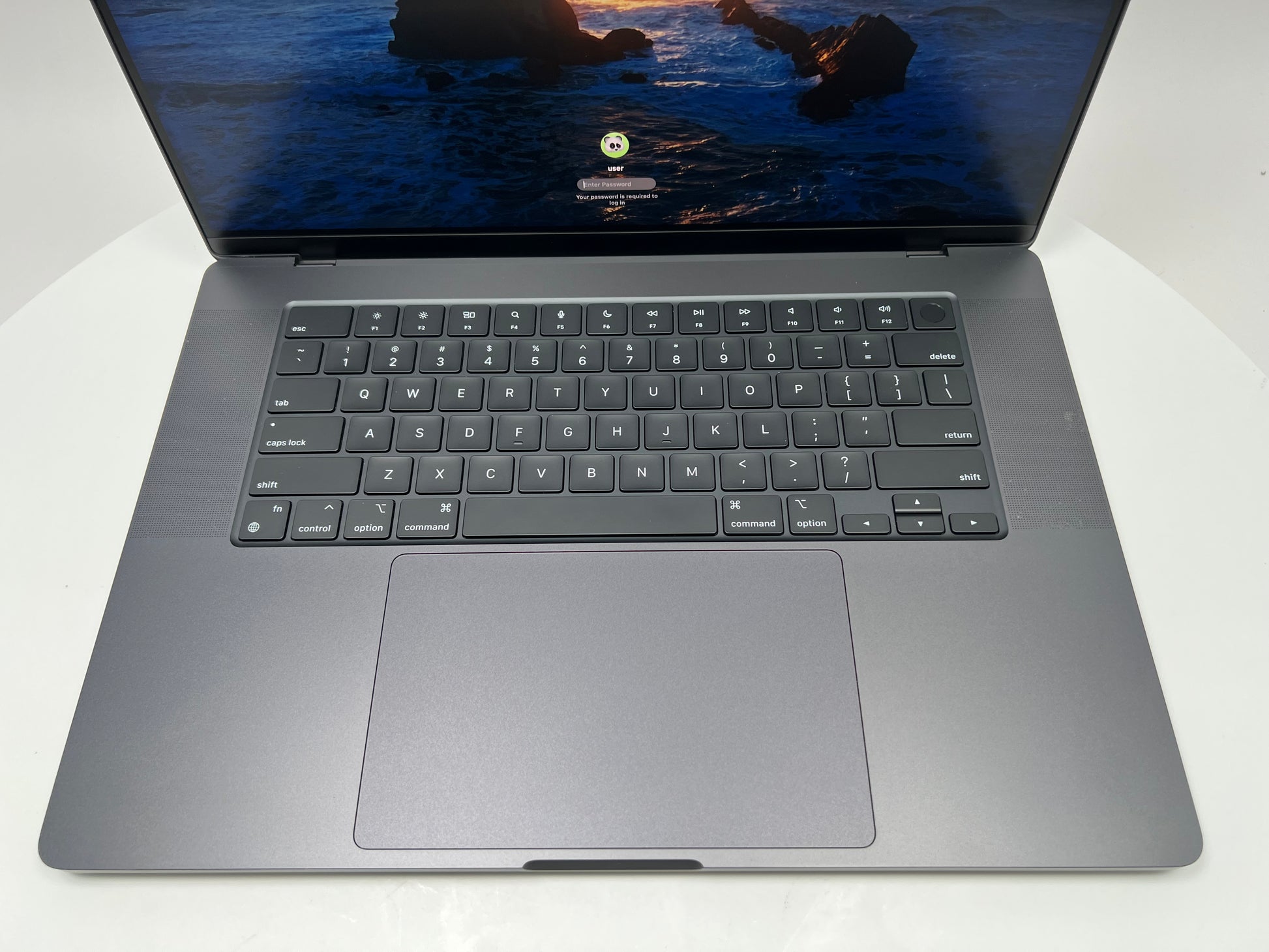 MacBook Pro (2024) 16