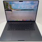 MacBook Pro (2024) 16-inch – M4 Max 16-Core • 40-Core GPU – 128GB RAM 1TB SSD – 94% BH