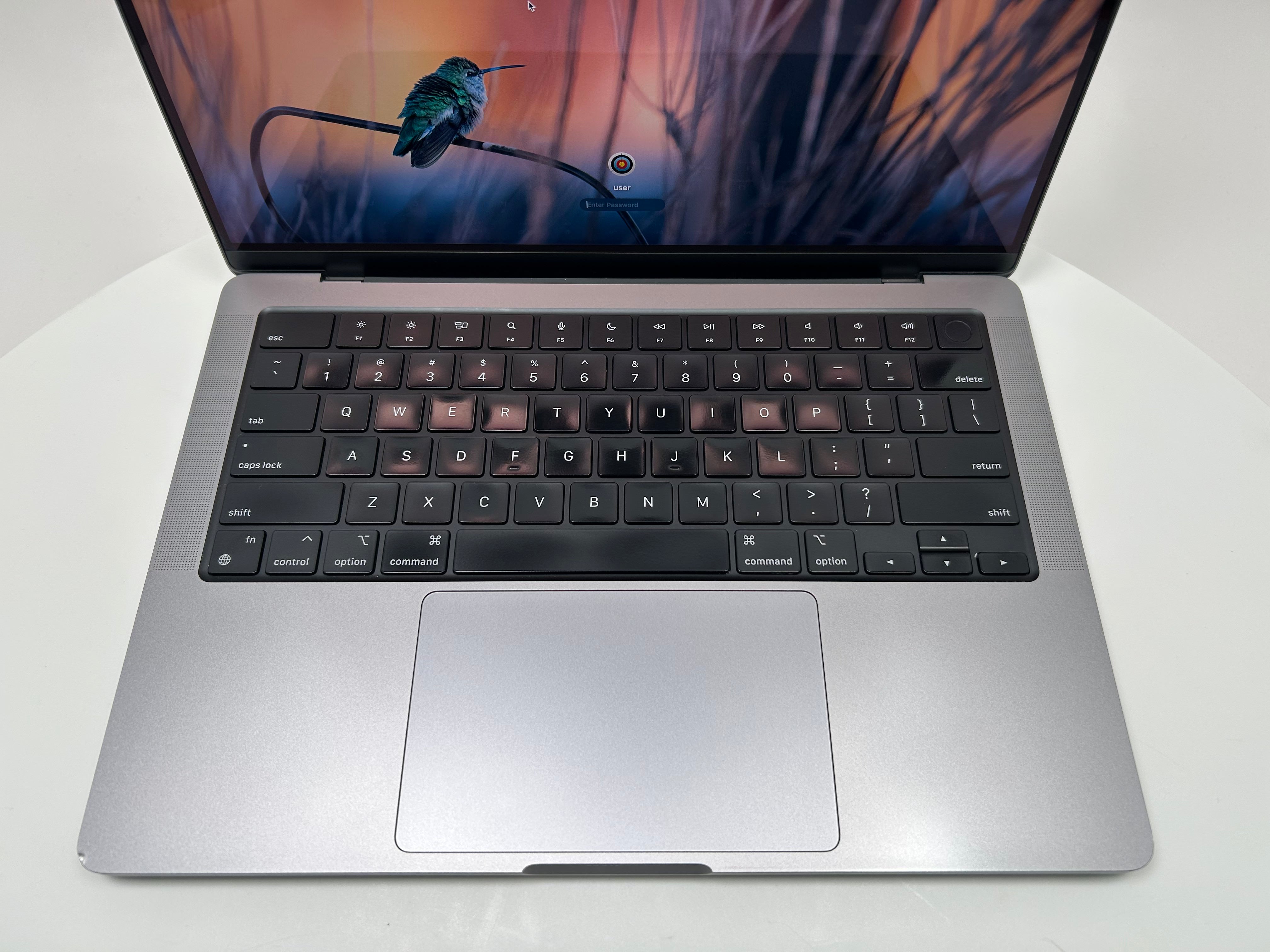 MacBook Pro 2021 14