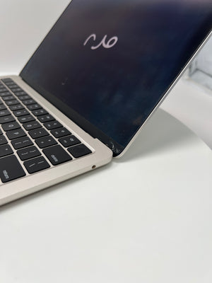 MacBook Air (2022) 13-inch – Apple M2 8-Core CPU • 8-Core GPU – 8GB RAM 256GB SSD – For Parts & Repair