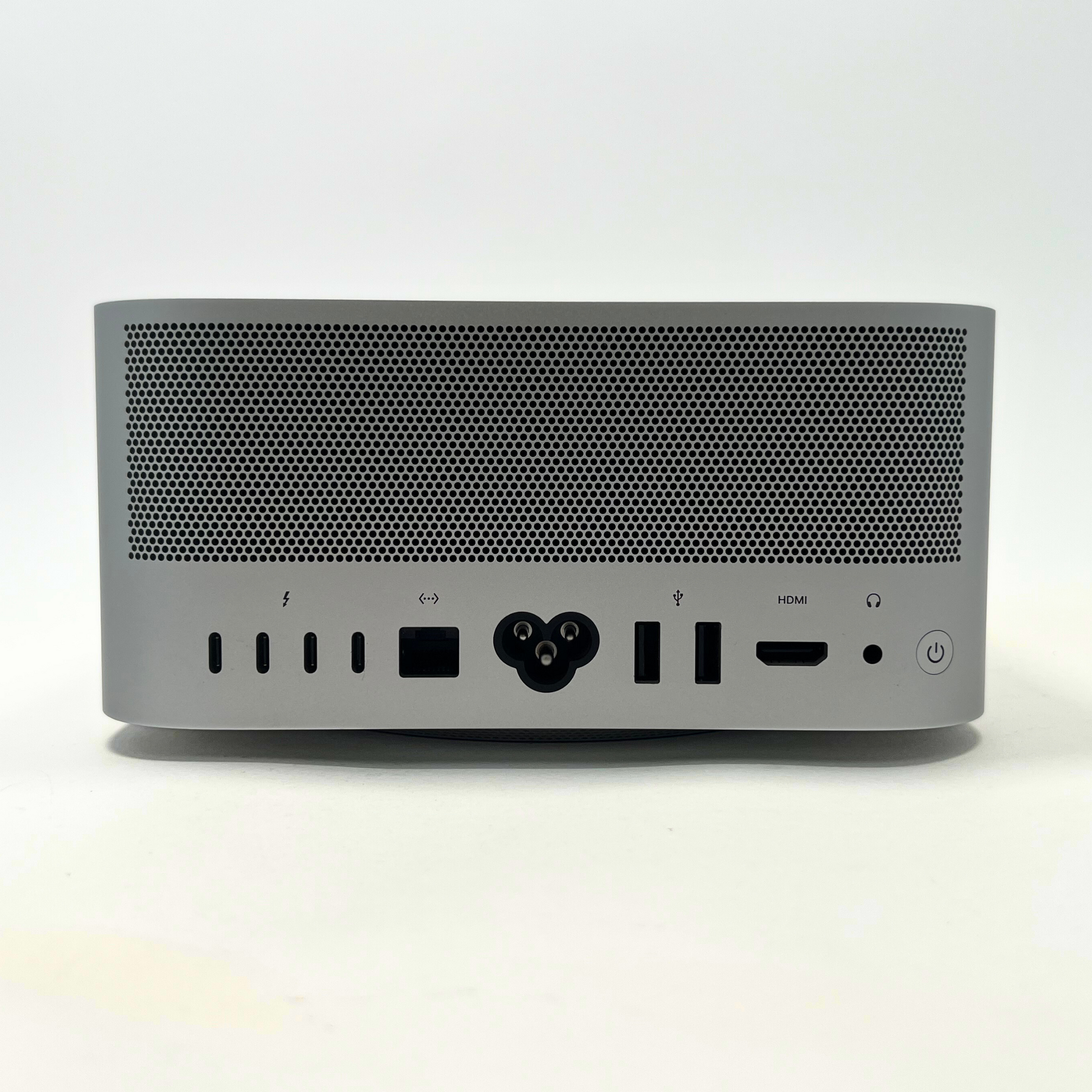 Mac Studio (2022) – Apple M1 Series | Techable