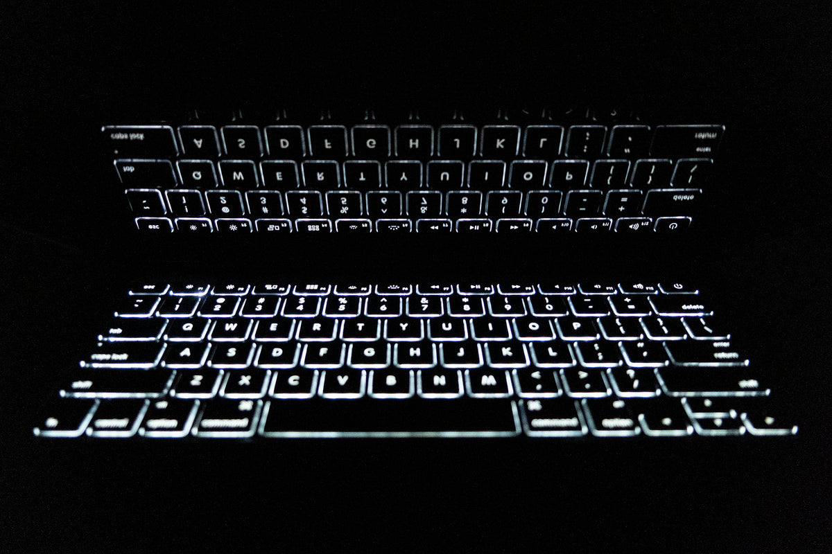 BackLight para MacBook Pro Retina 13 / A1425 (2012) - Chile | Servicio Técnico Apple BackLight para MacBook Pro Retina 13 / A1425 (2012) - Chile | Servicio Técnico Apple