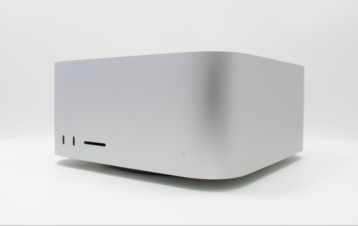 Mac Studio (2021-2025) Apple M1 M2 M3 M4 | Techable