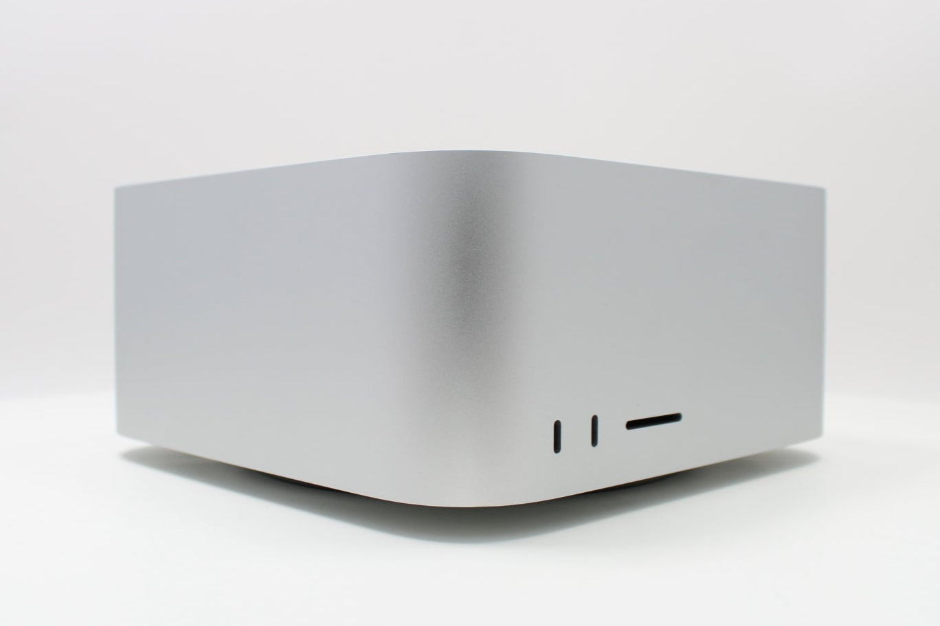 Mac Studio (2021-2025) Apple M1 M2 M3 M4 | Techable