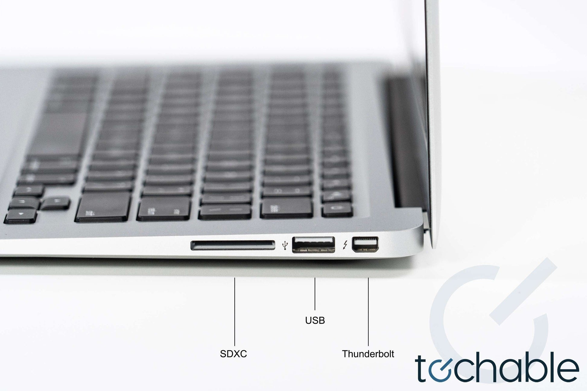 Apple MacBook Air 11-Inch (2015) Core i5 1.6GHz 4GB  A1465 - MJVM2LL/A