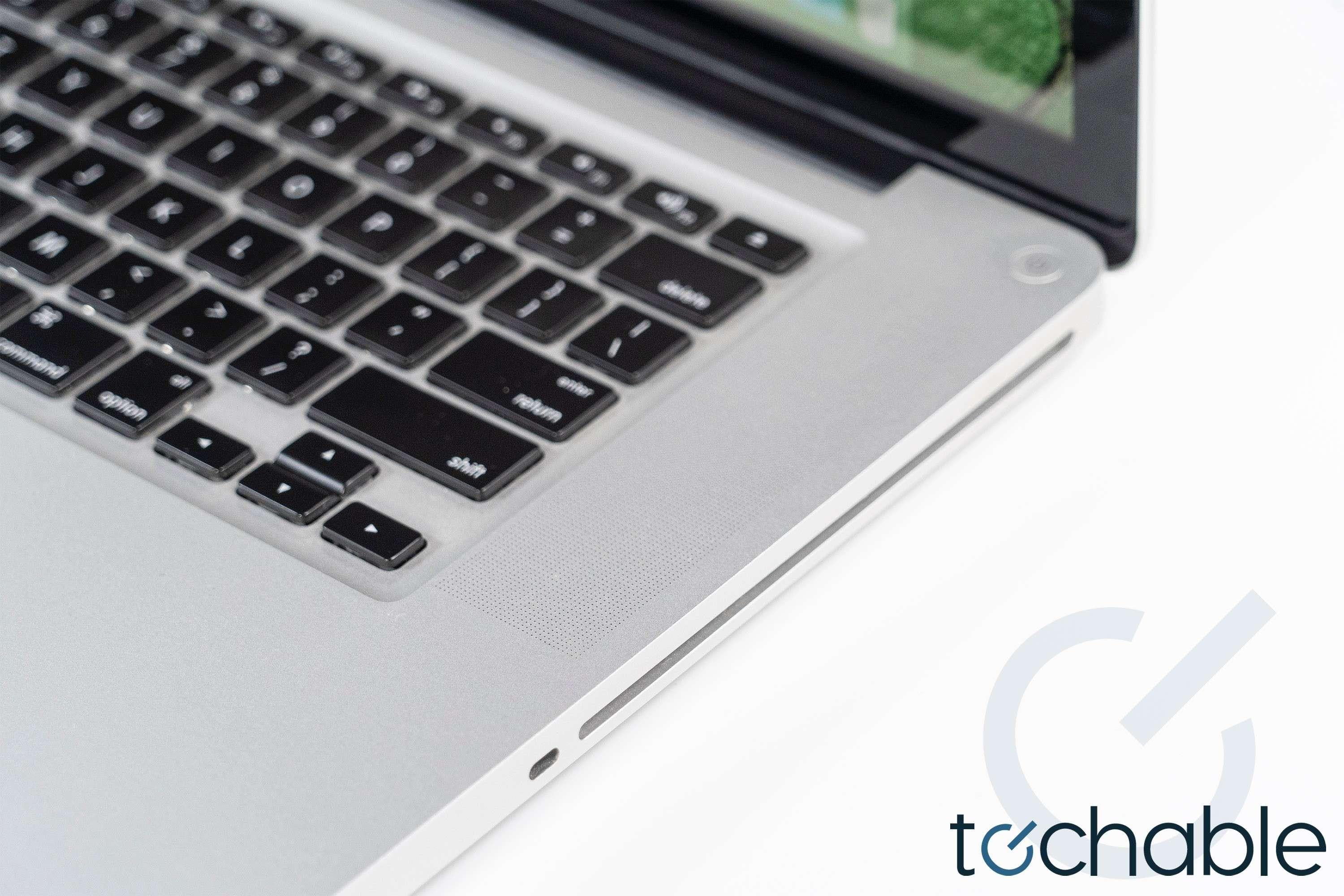 2011 MacBook Pro 17