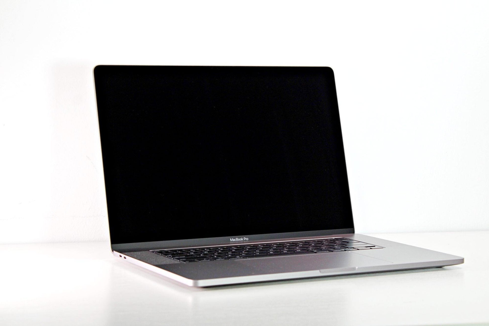 Macbook Pro 5500m Amd Radeon Pro 5300 4gb Pro 5500m Amd Radeon Pro