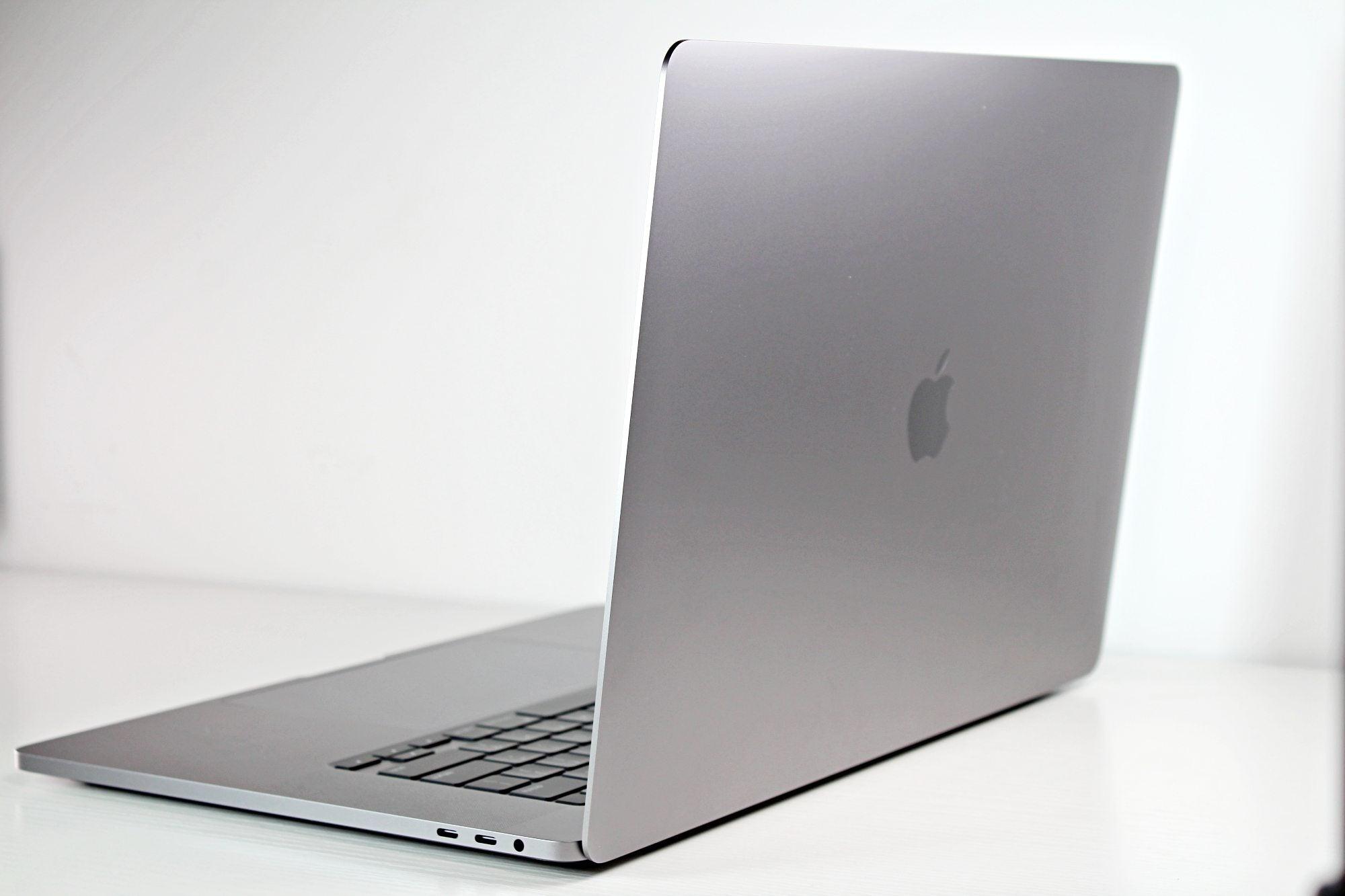 MacBook Pro (2019) 16-Inch - 2.4GHz Core i9 - 5600M - 32GB