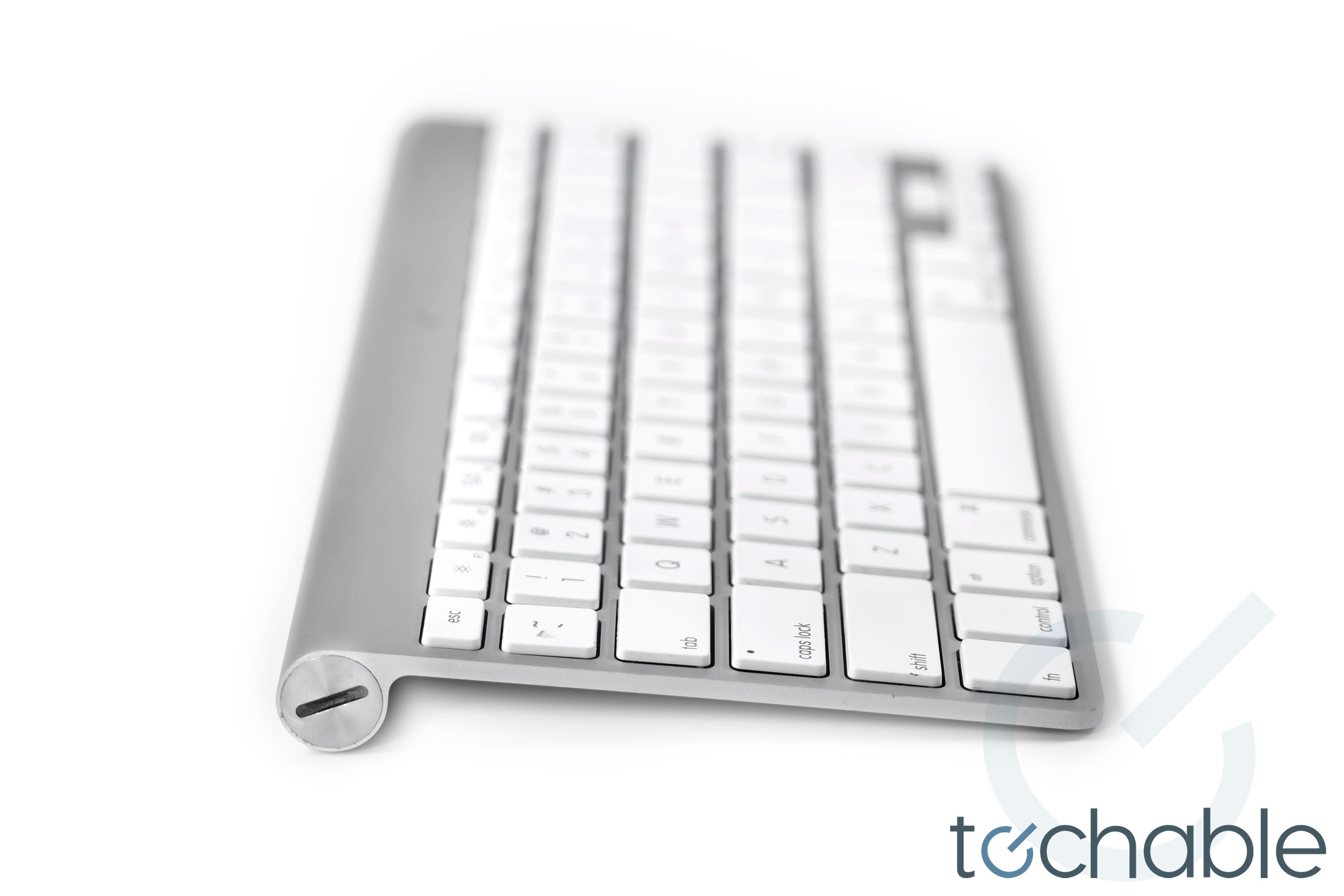 Apple A1314 Wireless Keyboard - Silver Aluminum - Bluetooth 
