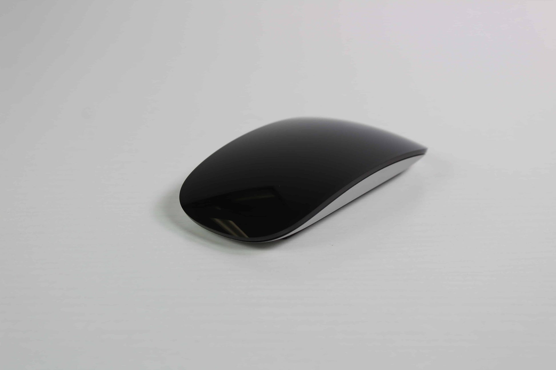 Apple Magic Mouse 2 Rechargeable Bluetooth Wireless (Space Gray, A1657 MLA02LL/A) - Techable