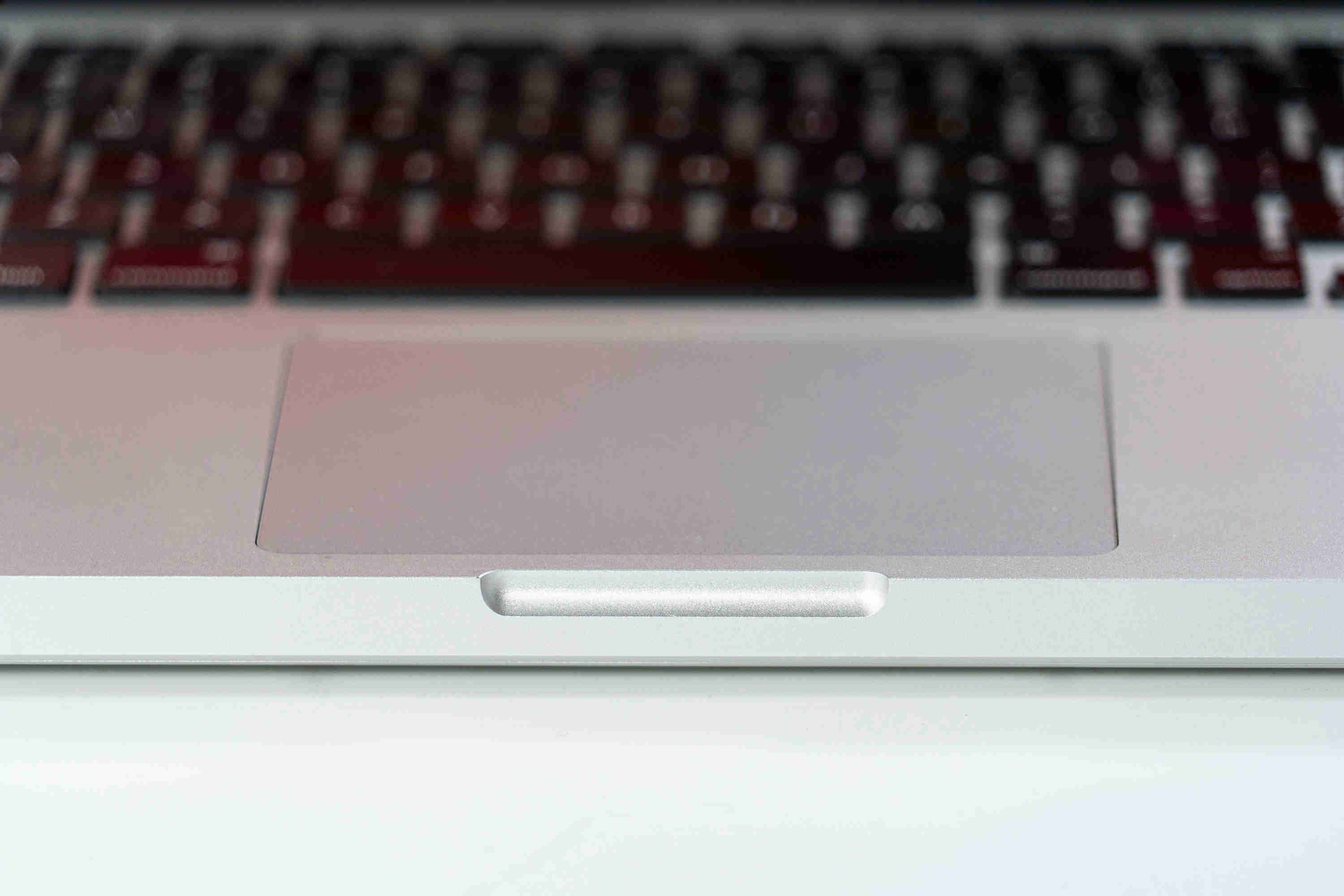 Apple MacBook Pro (15-inch Mid 2014) 2.8 GHz I7-4980HQ 16GB 256GB 