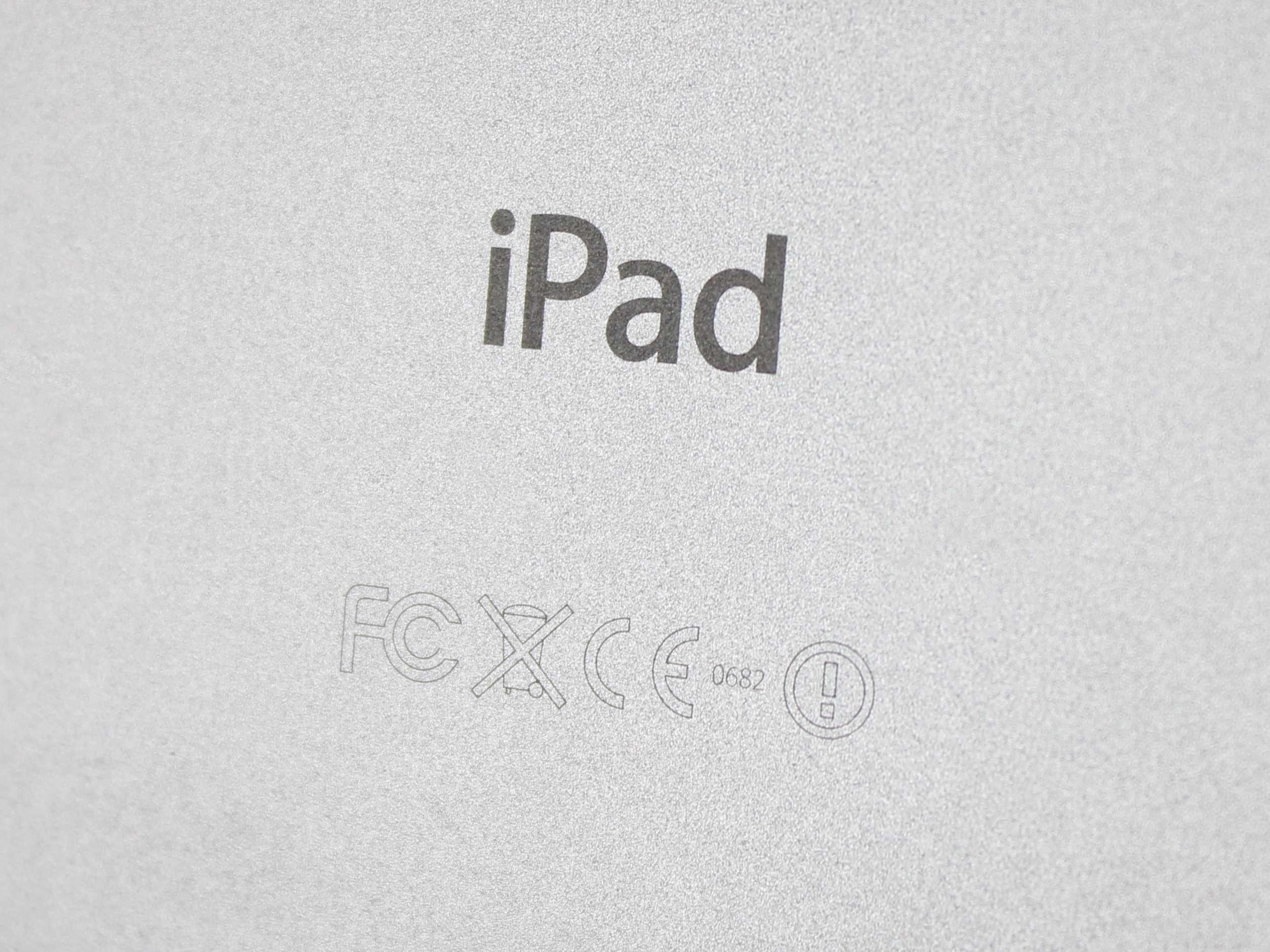 Buy Used & Refurbished Apple iPad Air with Wi-Fi 32GB
