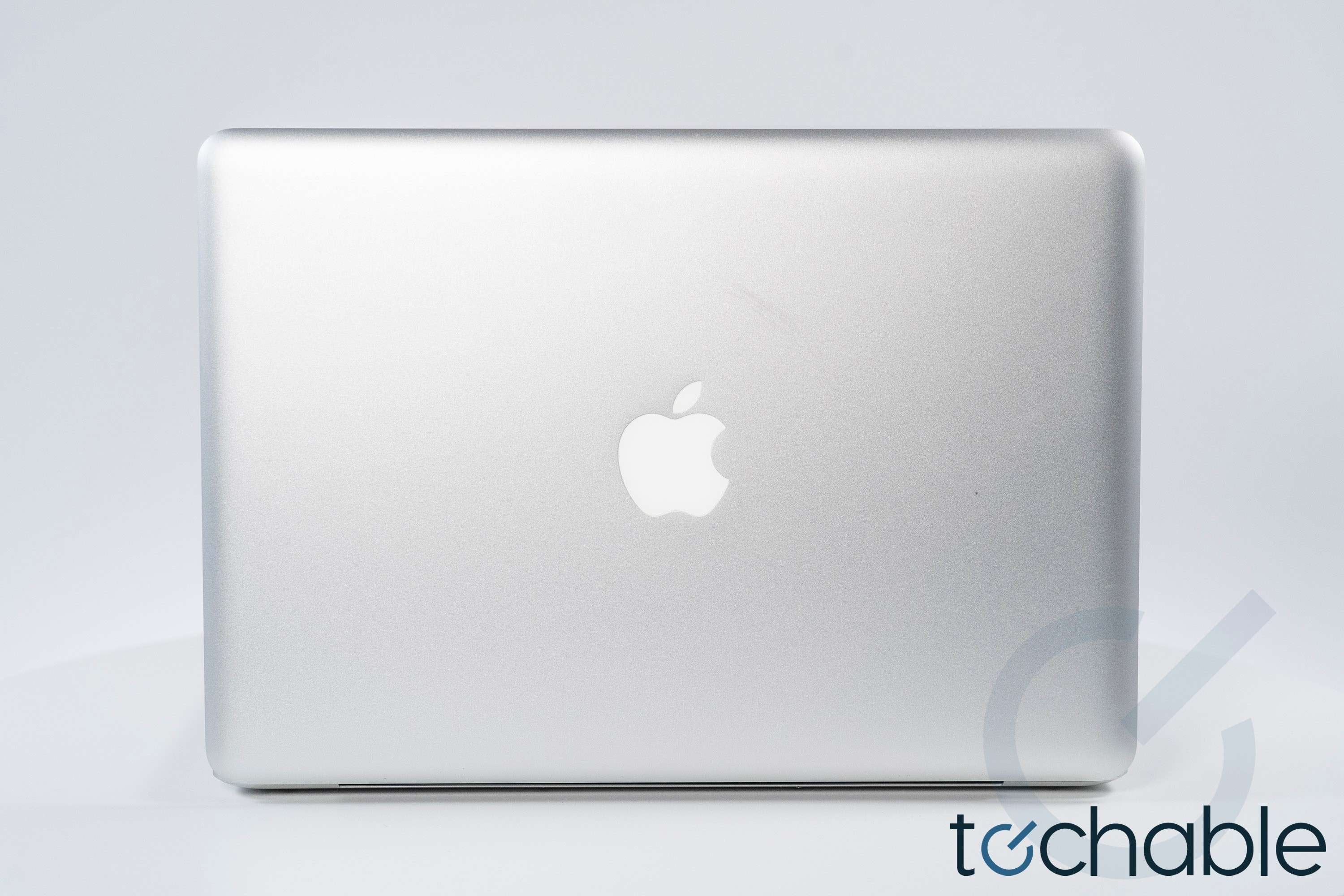 apple-macbook-pro-13-2.4ghz-core-2-duo-mc374ll-a-apple-macbook-pro-13-2.4ghz-core-2-duo-mc374ll-a-22922.jpg?v\u003d1696937133\u0026width\u003d1946