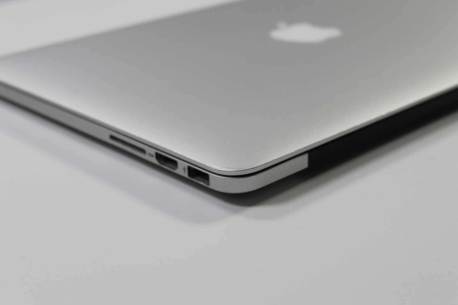 2014 Apple MacBook Pro Core i7 2.6GHz 13