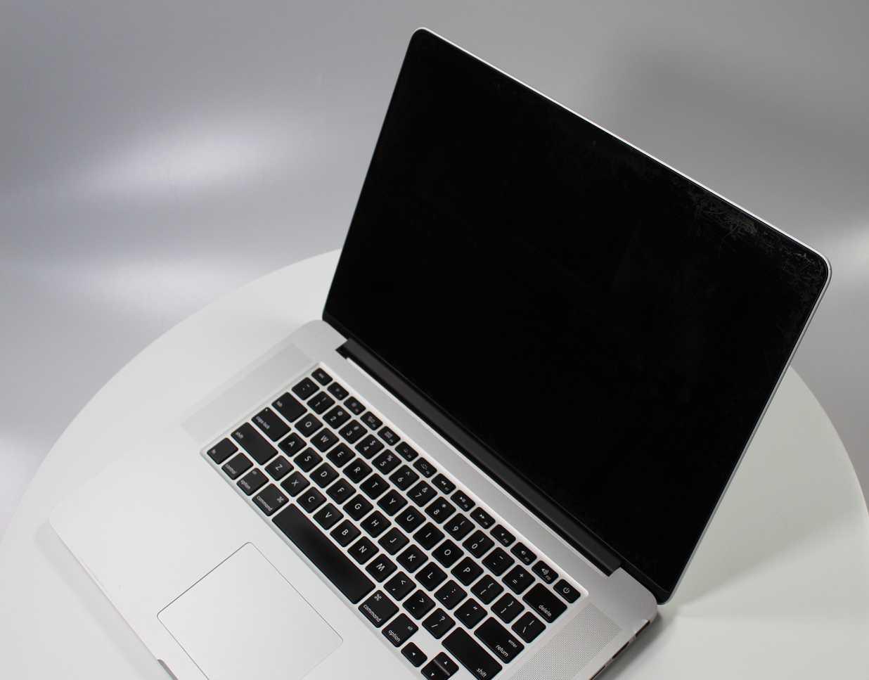 Mac book pro 2013年製15inch MacBook Pro 15 Retina Late 2013、今更ながらの実機レビュー