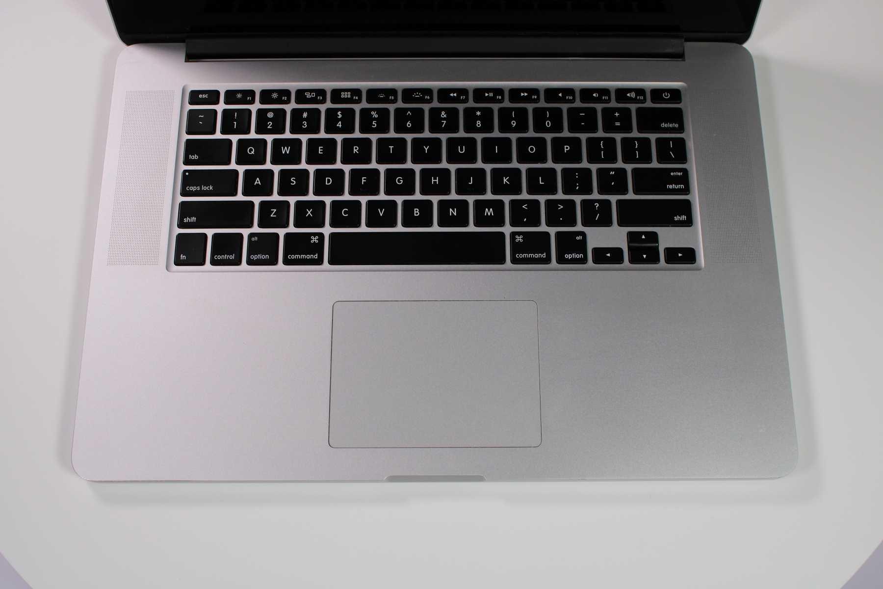 macbook pro 15-inch late 2013 ステッカー トップ