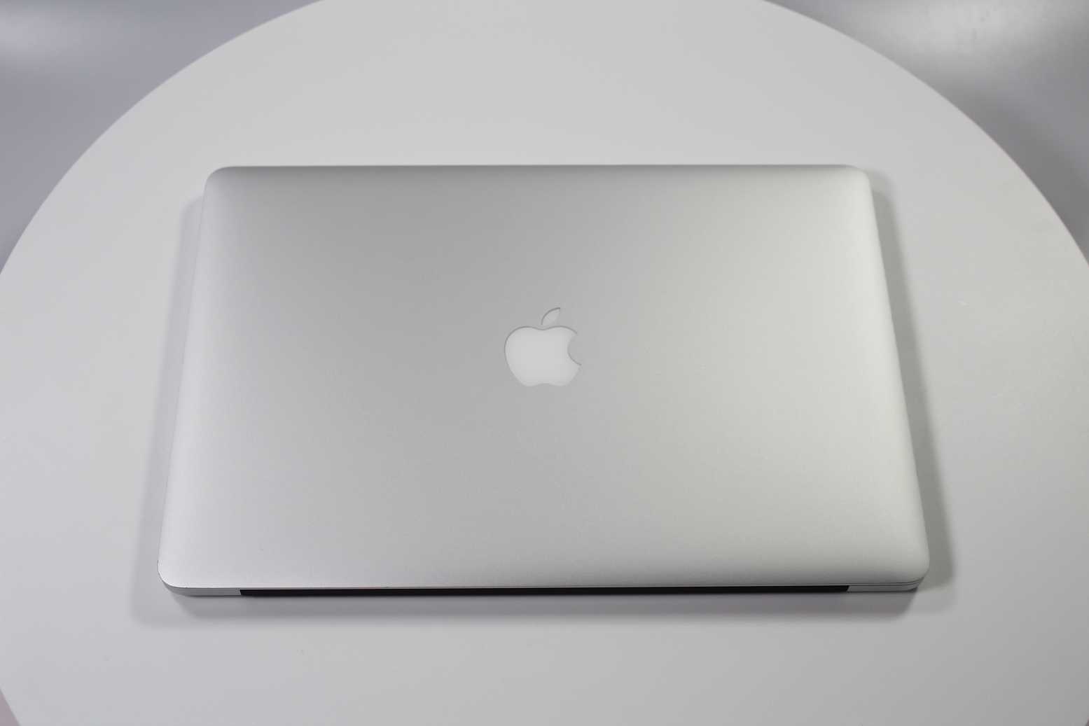 Apple MacBook Pro 15-inch 2014 2.5GHz Core i7 15" 16GB RAM Dual Graphics (Wear & Tear Special)