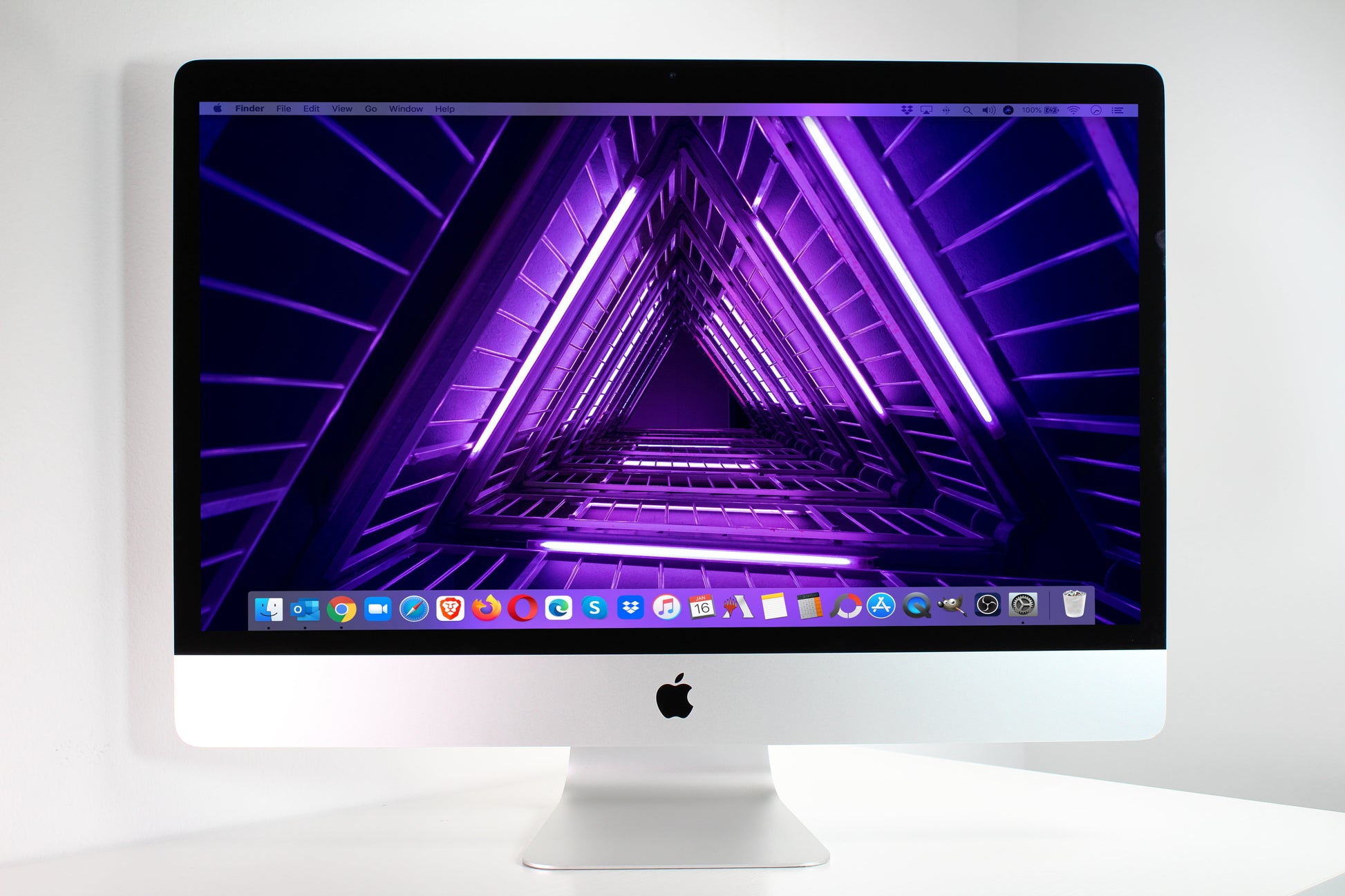 Apple iMac 5K 27-inch (Mid 2019) 3.6GHz i9 512GB SSD 32 GB RAM Desktop 580X GPU